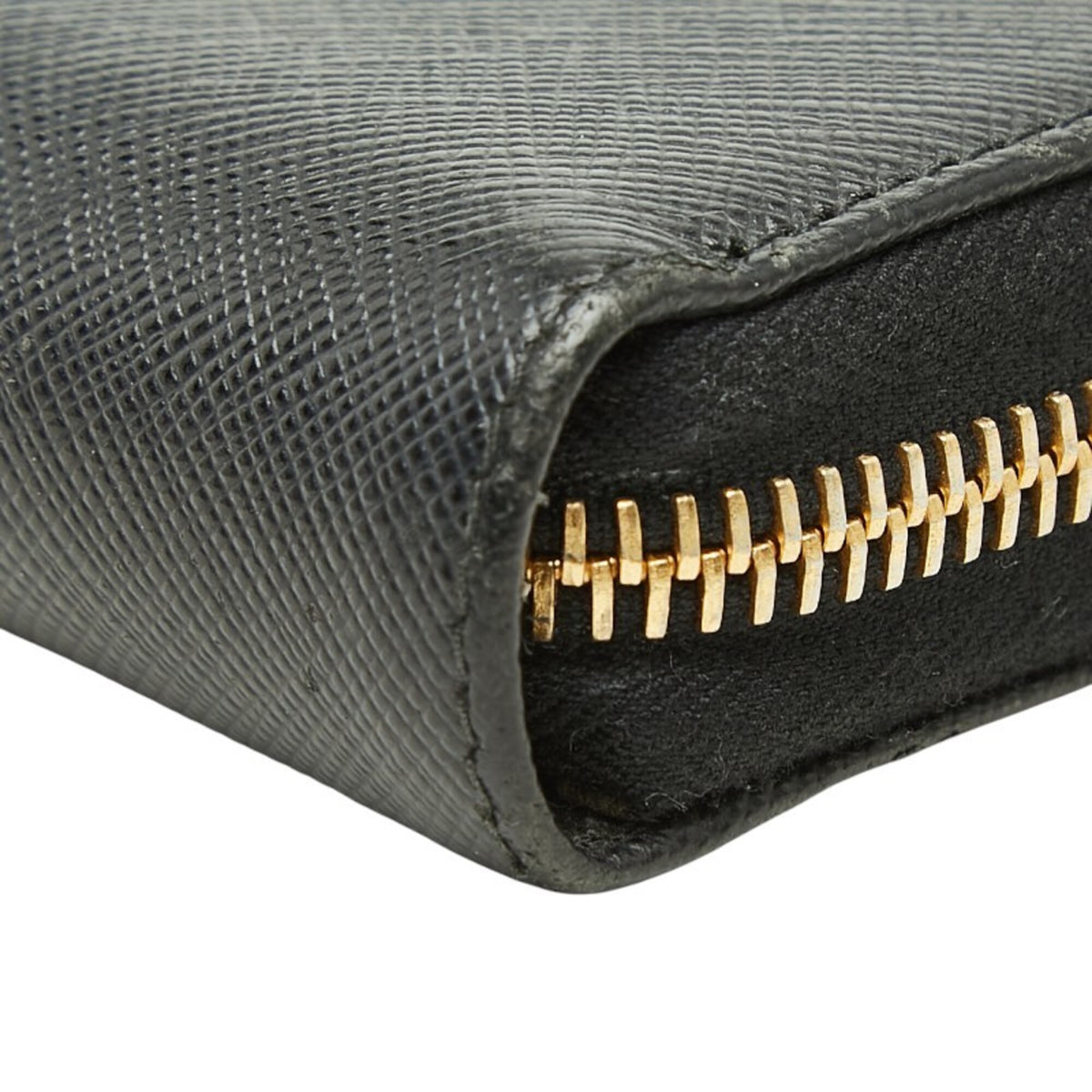 Prada Black Leather Long Wallet (Bi-Fold) (Pre-Owned)