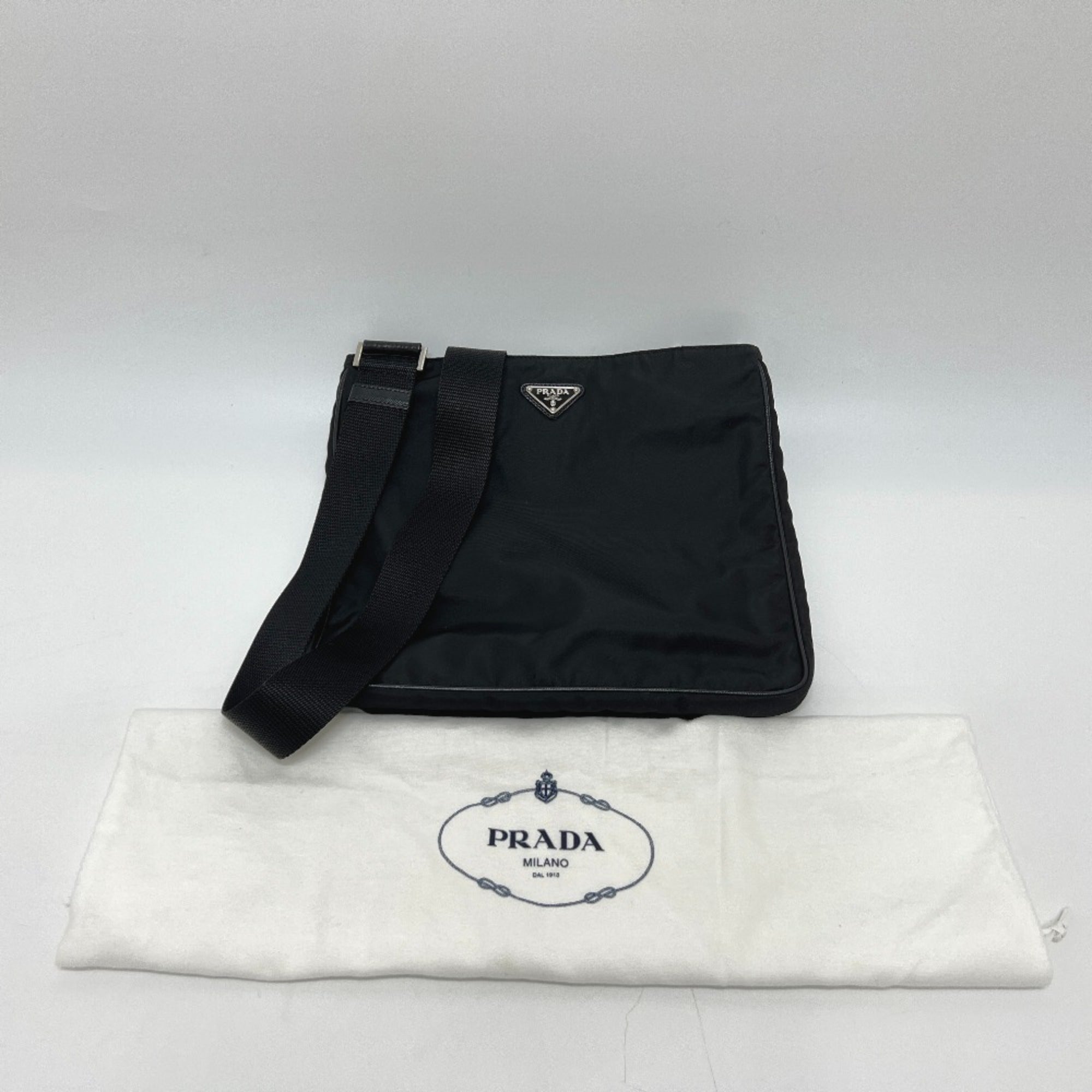 Prada Black Nero Nylon Shoulder Bag (Pre-Owned)