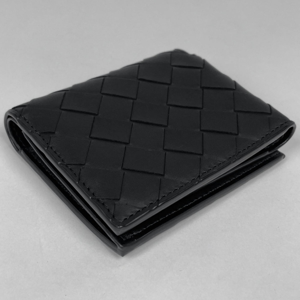 Bottega Veneta Black Intrecciato Leather Wallet (Bi-Fold) (Pre-Owned)
