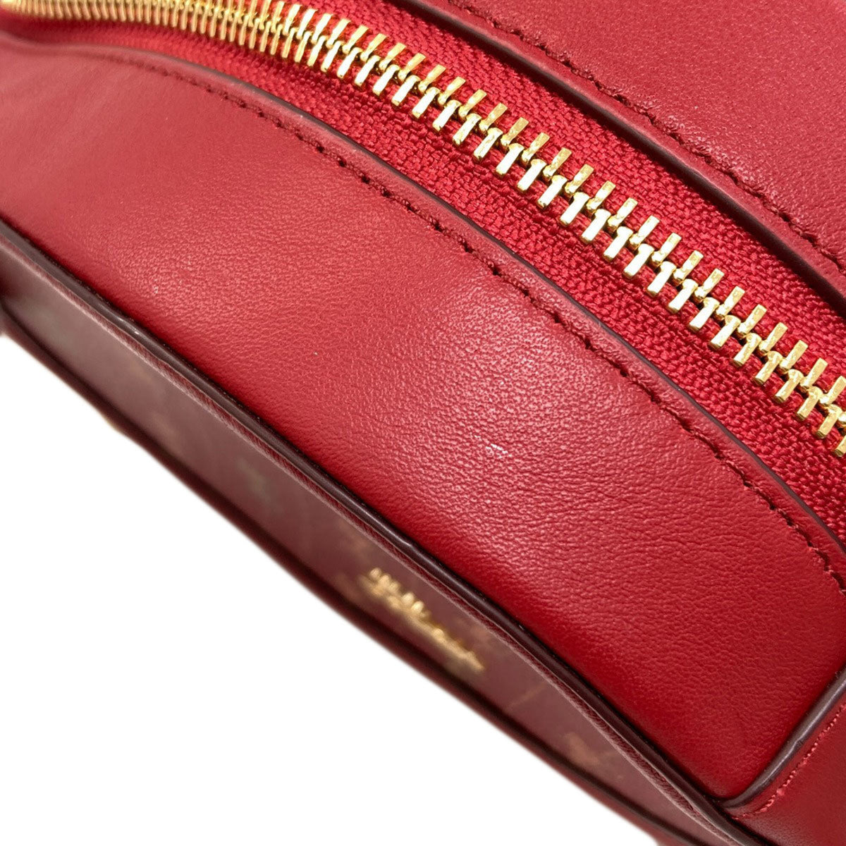 Coach Red Color Pvc Leather Shoulder Bag (Pre-Owned)