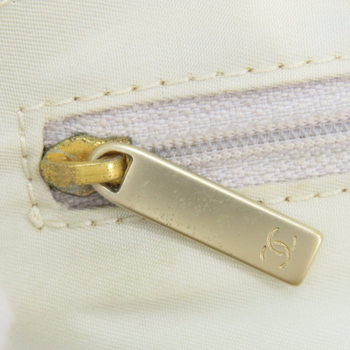 Chanel New Travel Line Beige New Travel Line Tote Bag (Pre-Owned)
