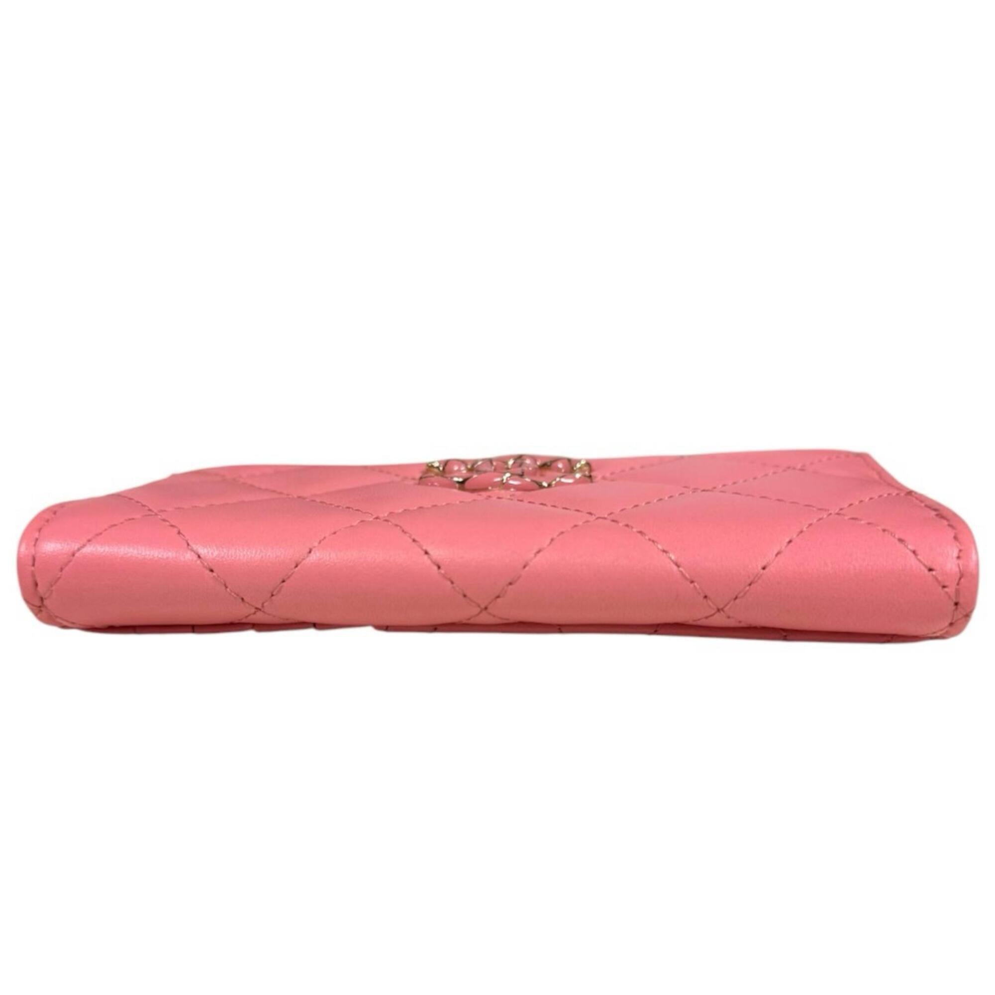 Chanel Matelasse Pink Leather Coin Purse/Coin Case (Pre-Owned)