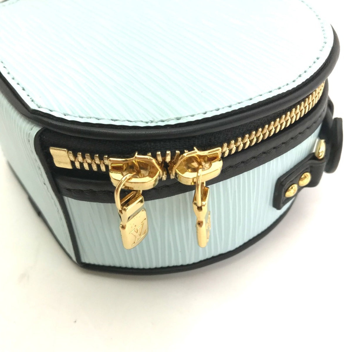 Louis Vuitton Blue Epi Leather Handbag Pouch Shoulder Bag (Pre-Owned)