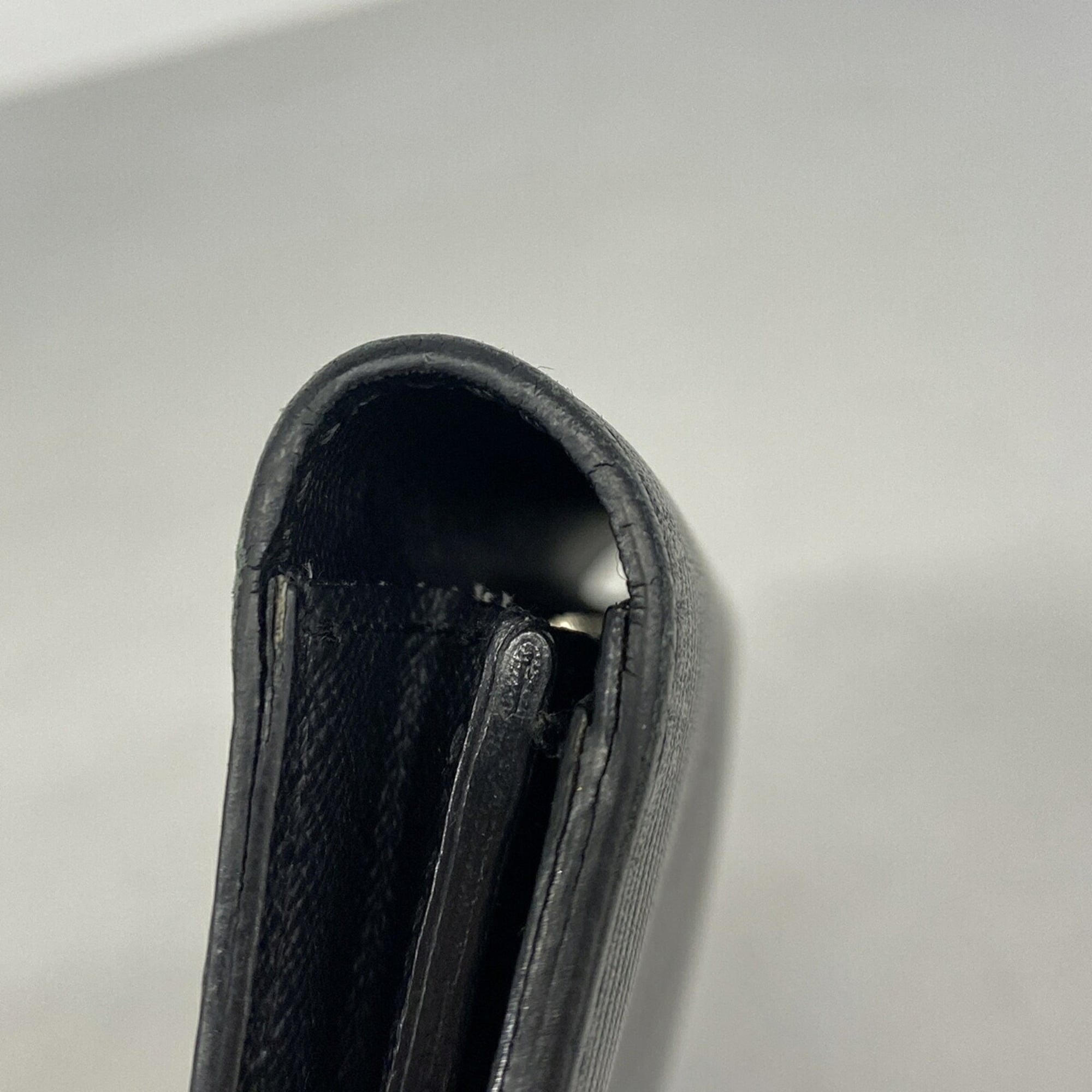 Louis Vuitton Noir Long Wallet (Bi-Fold) (Pre-Owned)