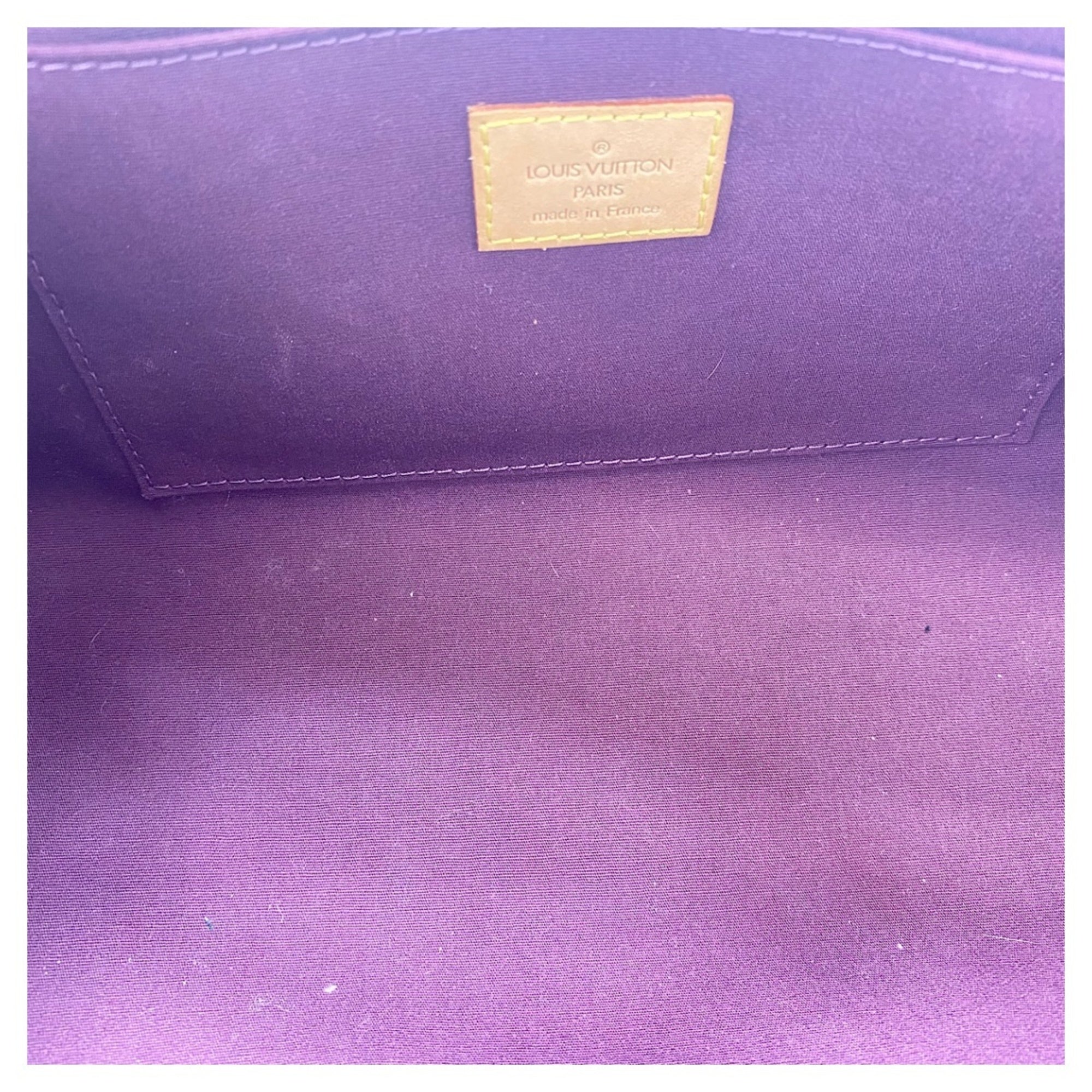 Louis Vuitton Purple Handbag (Pre-Owned)