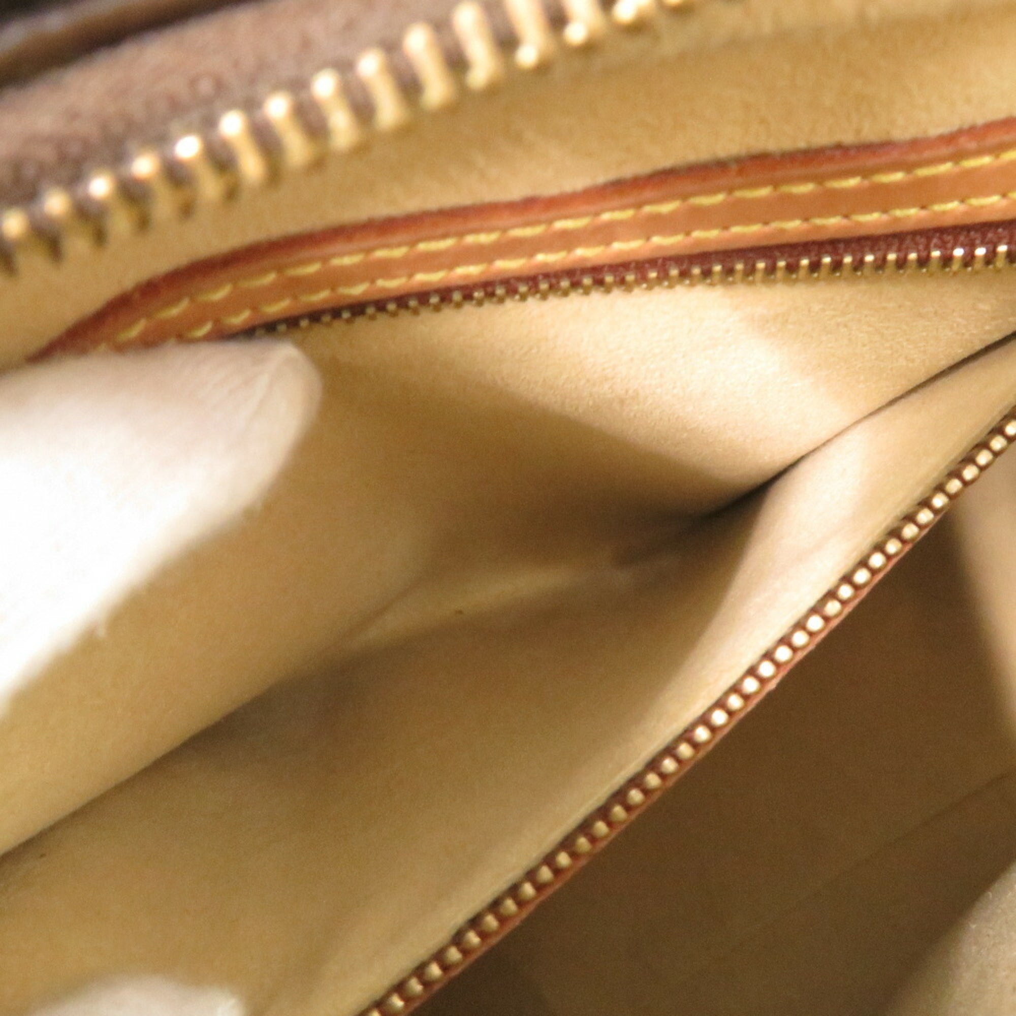 Louis Vuitton Brown Monogram Shoulder Bag (Pre-Owned)