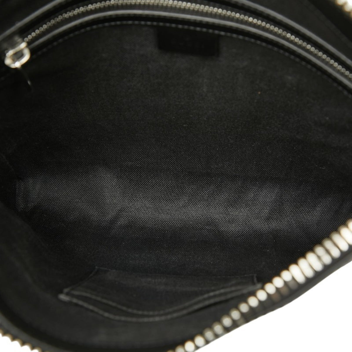 Gucci Black Gg Supreme Shoulder Bag (Pre-Owned)