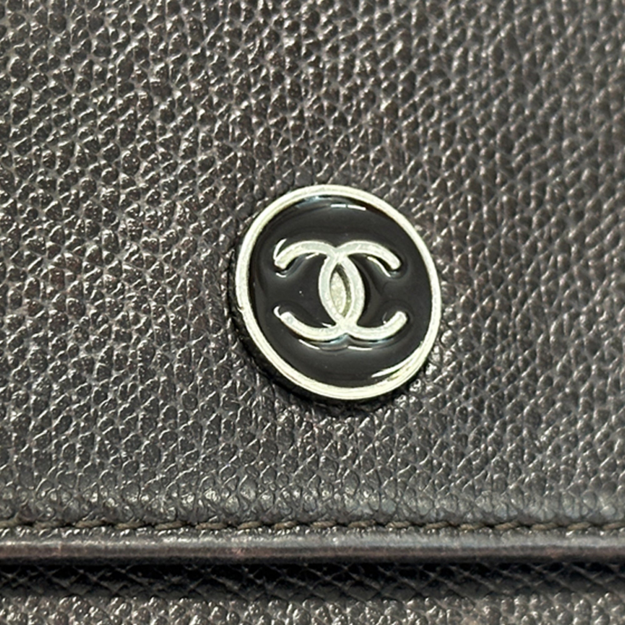 Chanel Dark Brown Leather Wallet (Bi-Fold) (Pre-Owned)