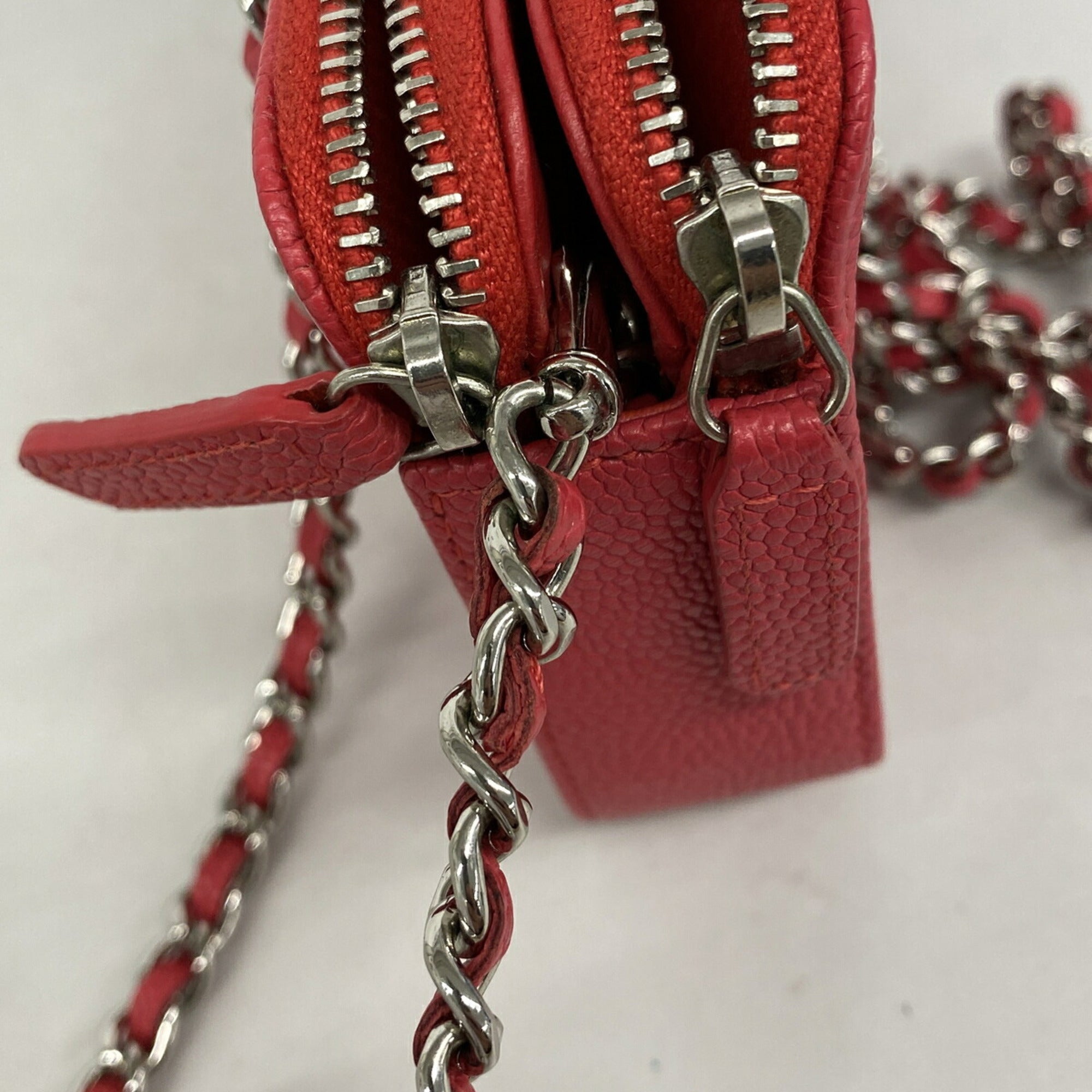 Chanel Red Color Grained Calfskin Shoulder Bag (Pre-Owned)