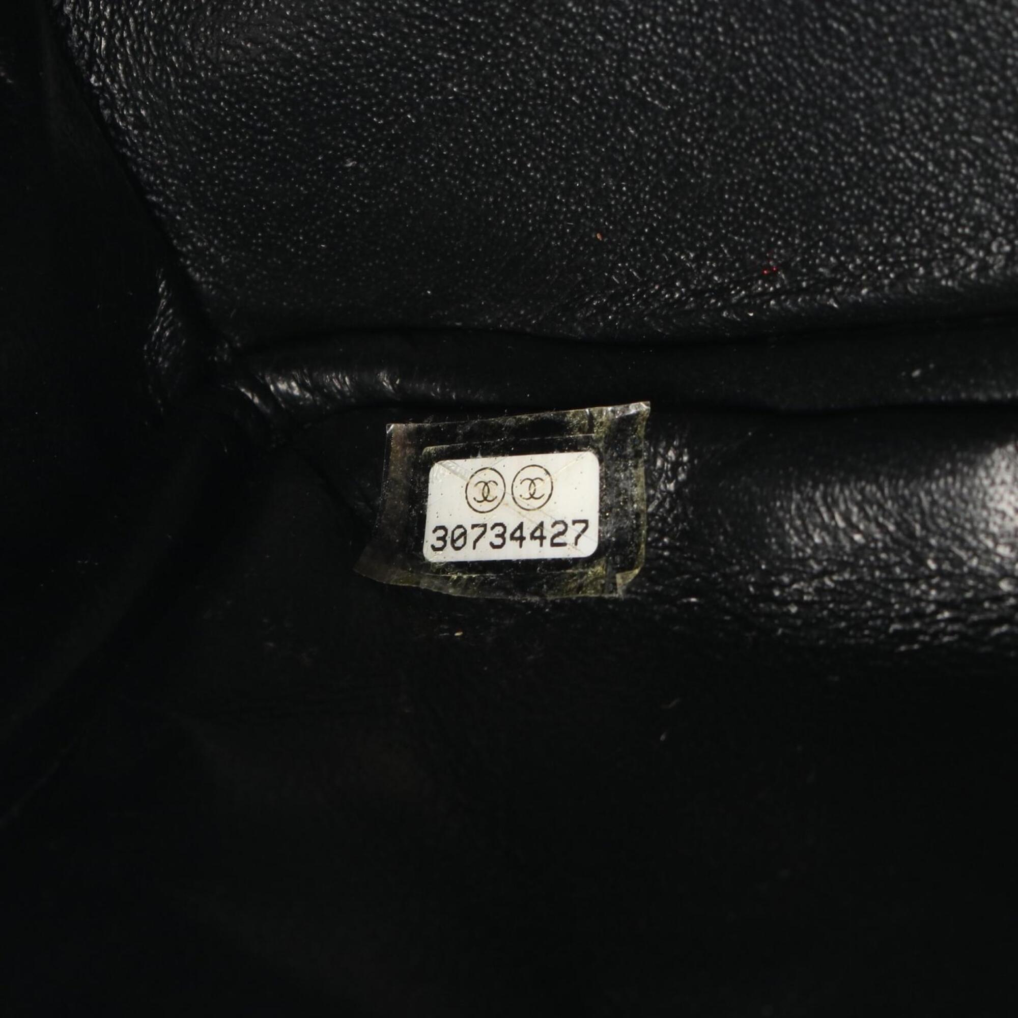 Chanel Black Grained Calfskin Handbag Shoulder Bag (Pre-Owned)