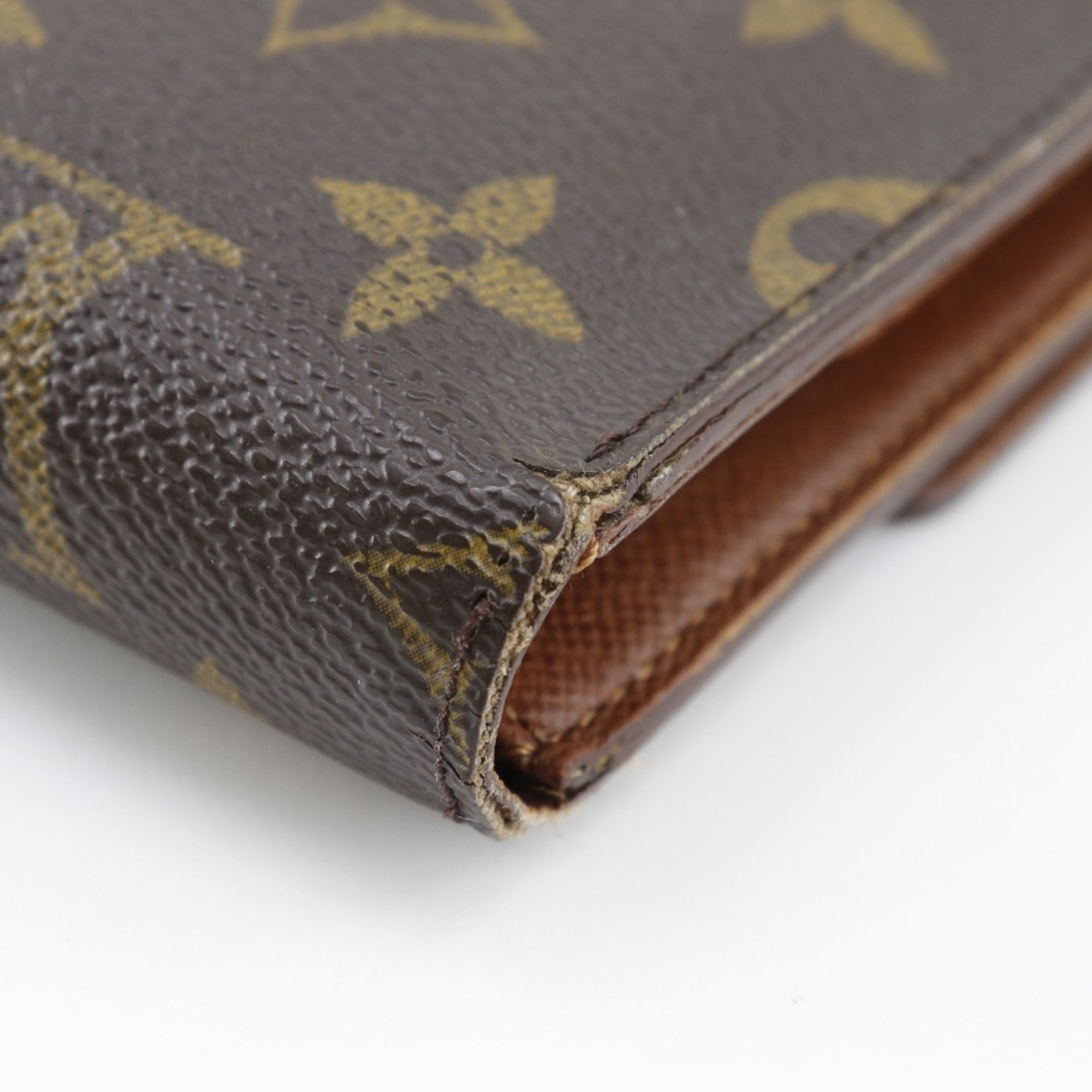 Louis Vuitton Brown Monogram Canvas Wallet (Tri-Fold) (Pre-Owned)