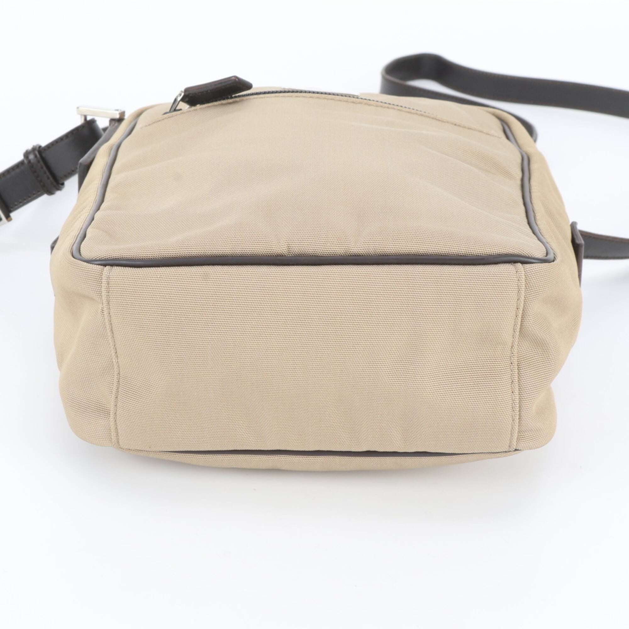 Gucci Beige Brown Leather Nylon Messenger Bag Shoulder Bag Tote Bag (Pre-Owned)