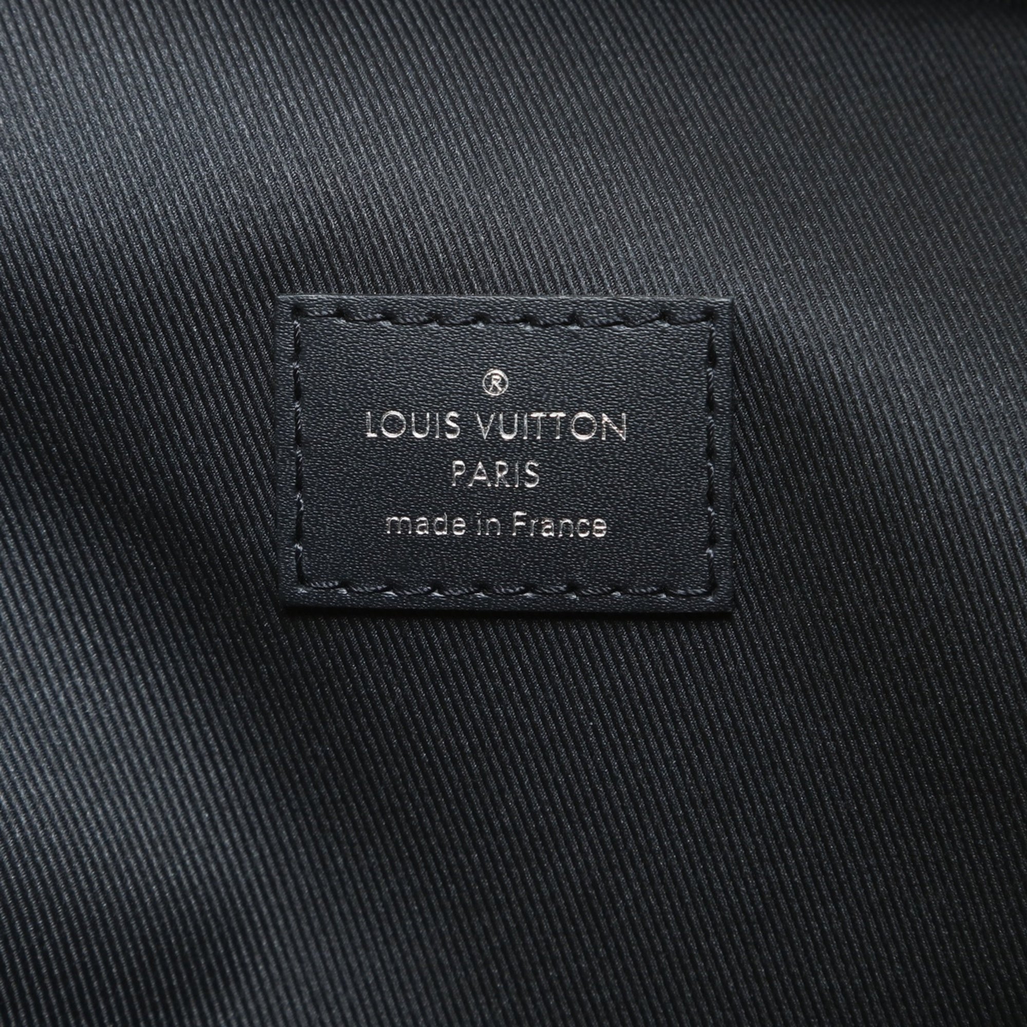 Louis Vuitton Damier Graphite Black Damier Graphite Shoulder Bag (Pre-Owned)