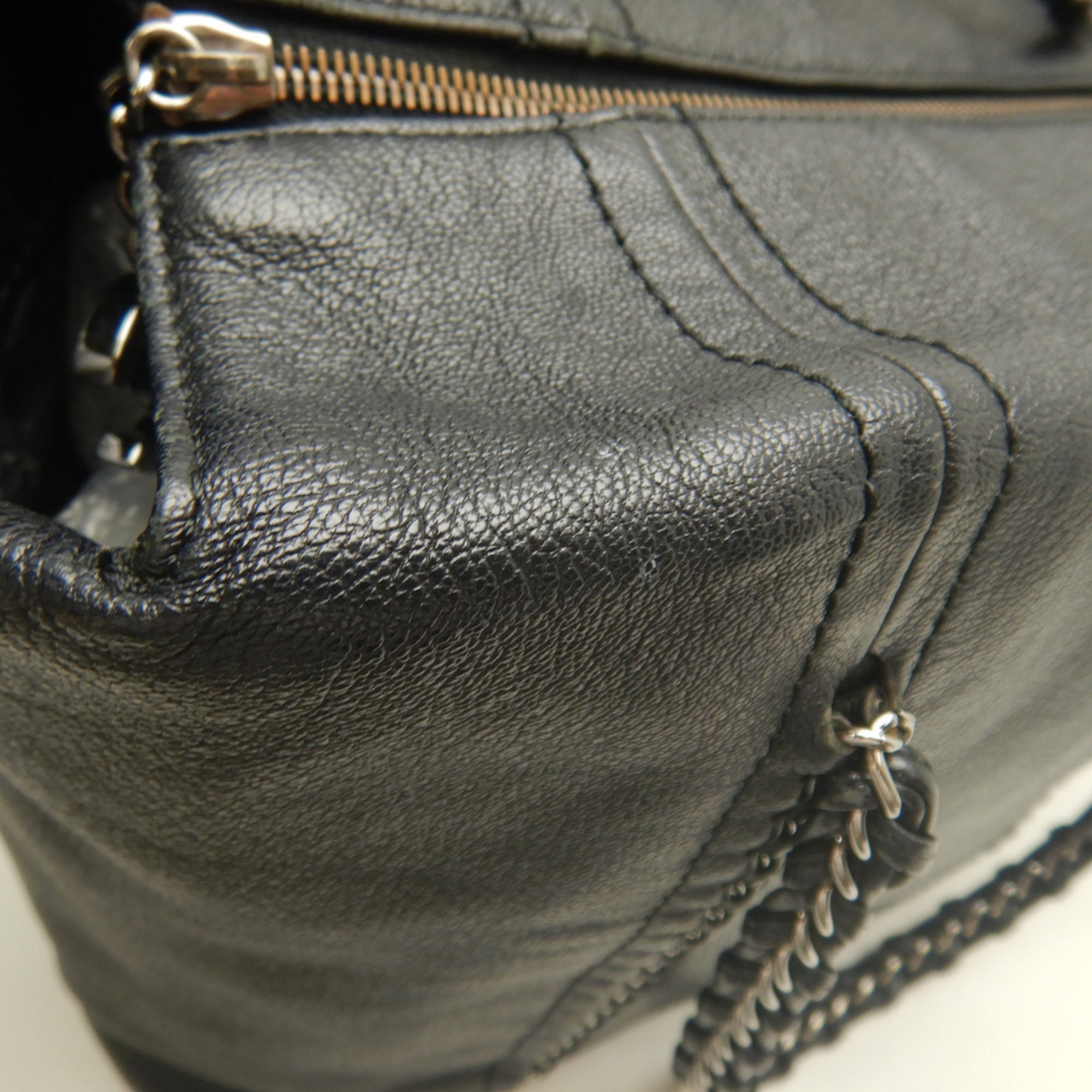 Chanel Black Leather Tote Bag (Pre-Owned)