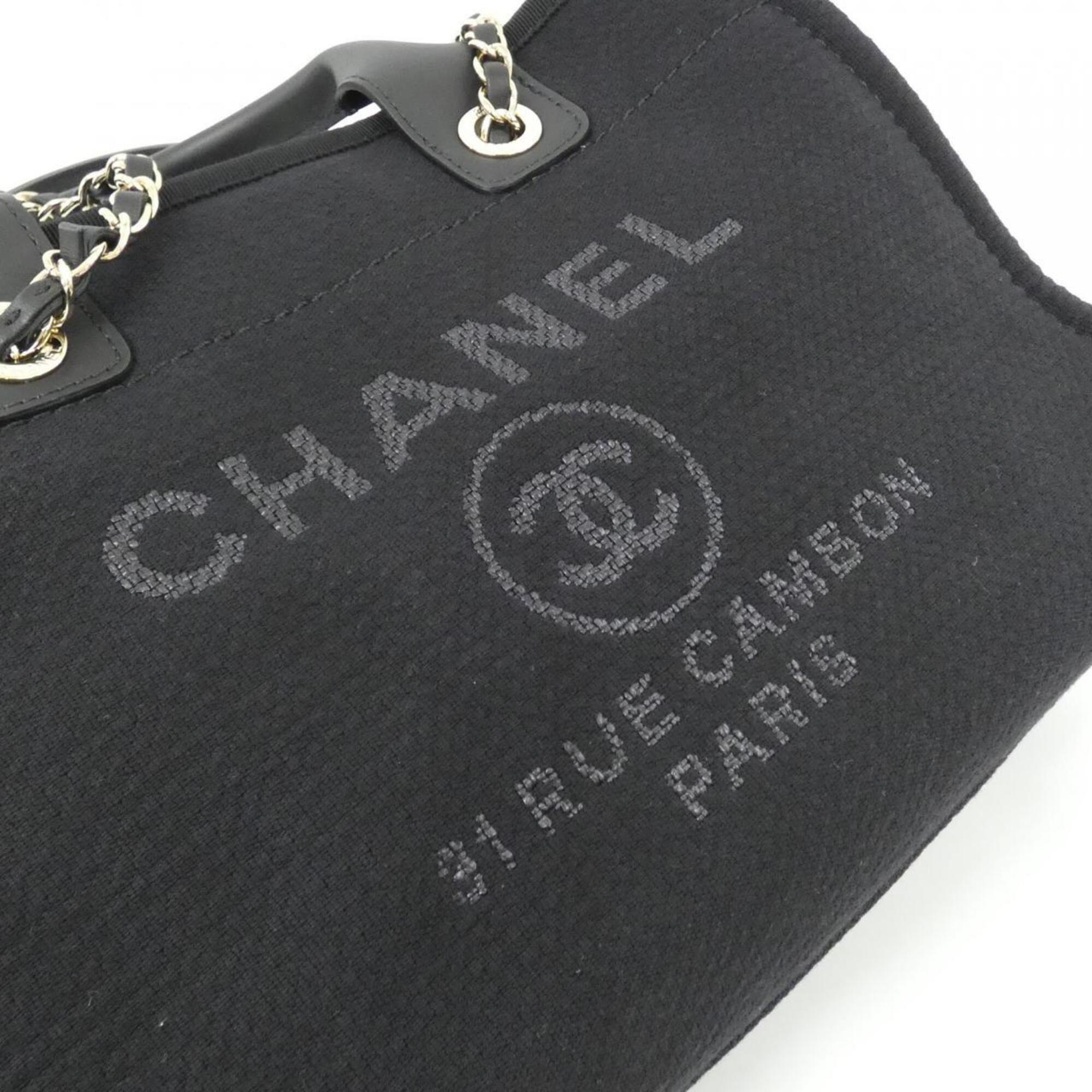 Chanel Black Handbag (Pre-Owned)
