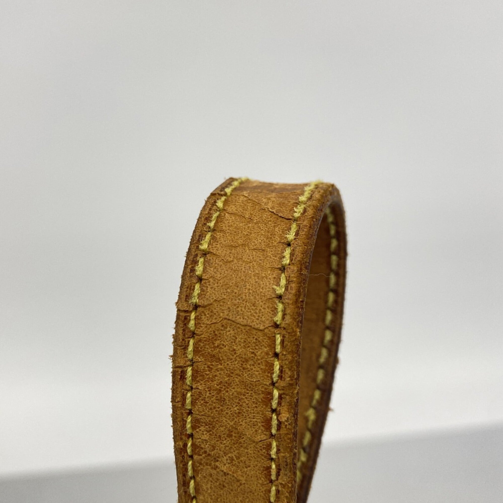 Louis Vuitton Brown Shoulder Bag (Pre-Owned)
