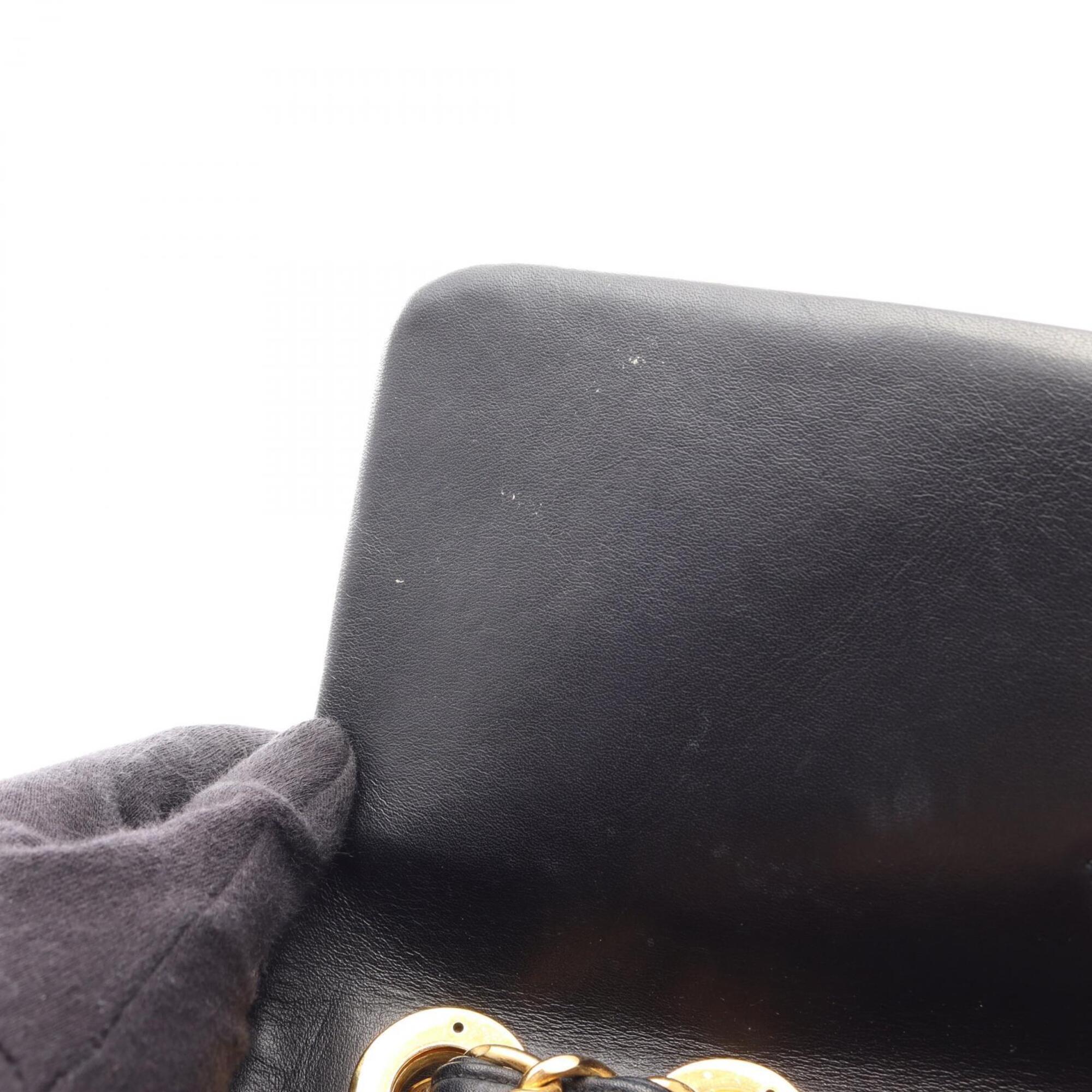 Chanel Black Leather Handbag Shoulder Bag (Pre-Owned)