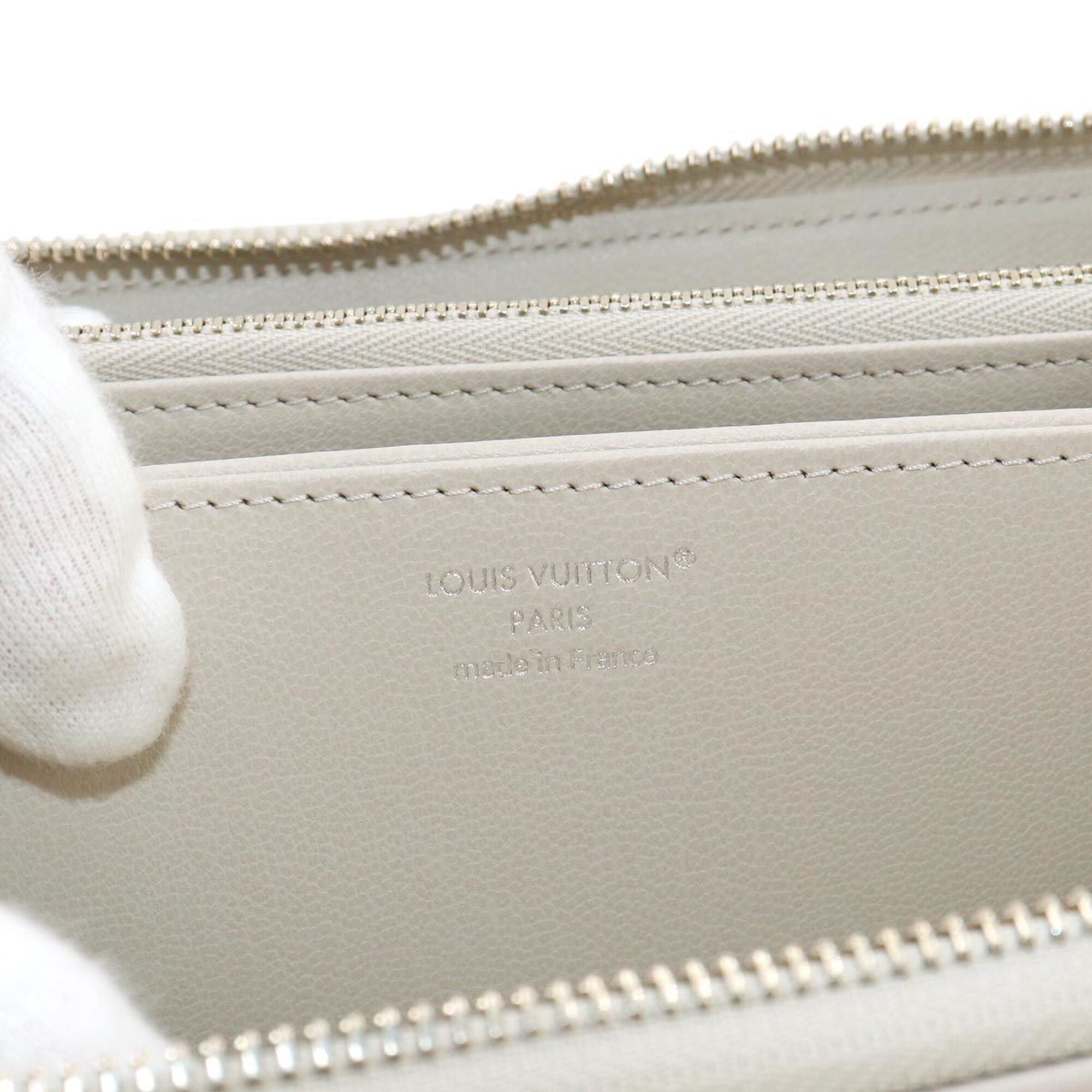 Louis Vuitton Monogram Leather Coin Purse/Coin Case (Pre-Owned)