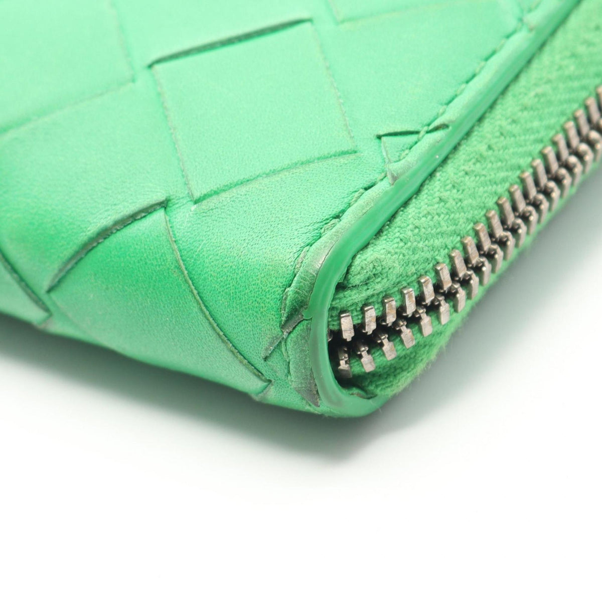 Bottega Veneta Intrecciato Green Leather Long Wallet (Bi-Fold) (Pre-Owned)