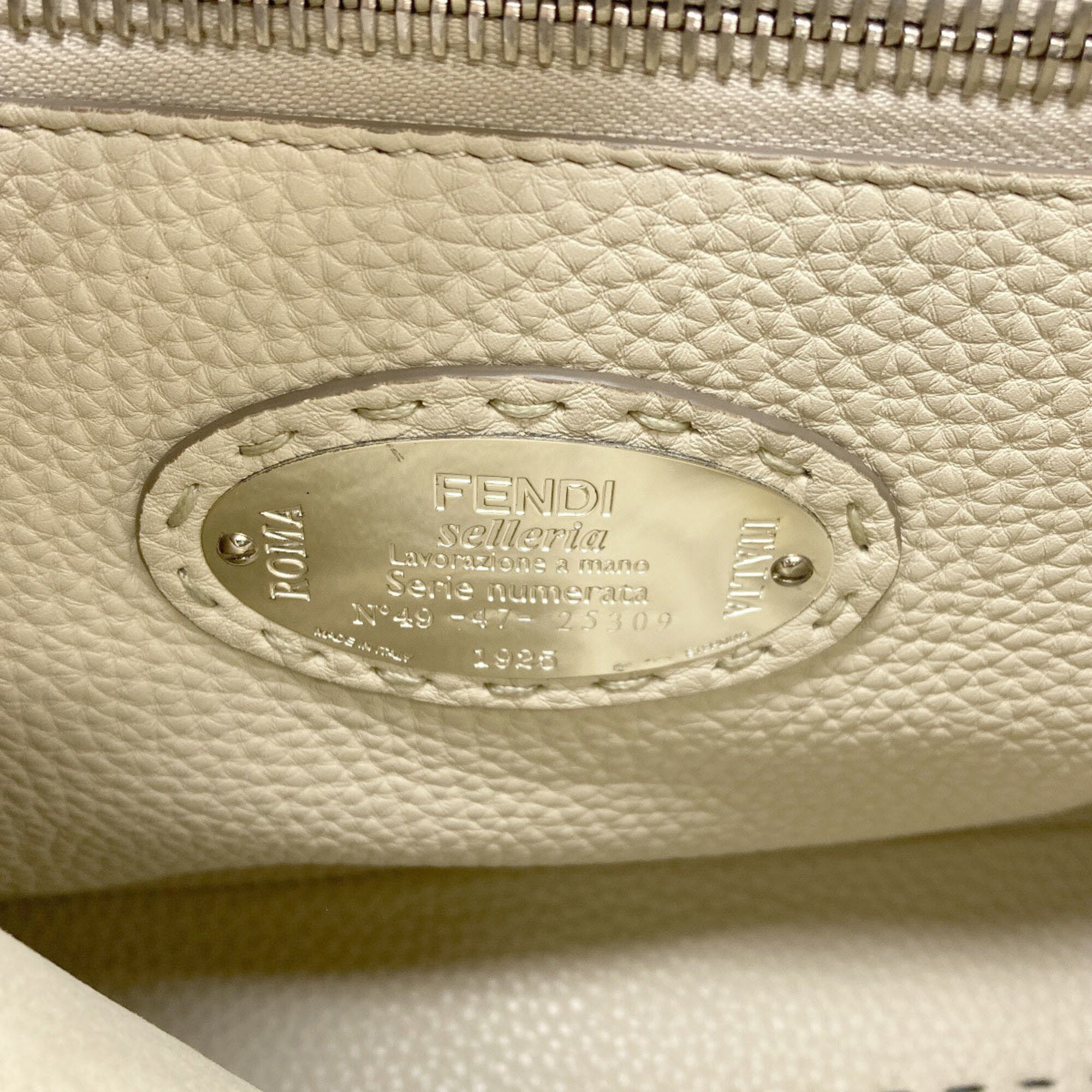 Fendi Gray Leather Handbag (Pre-Owned)