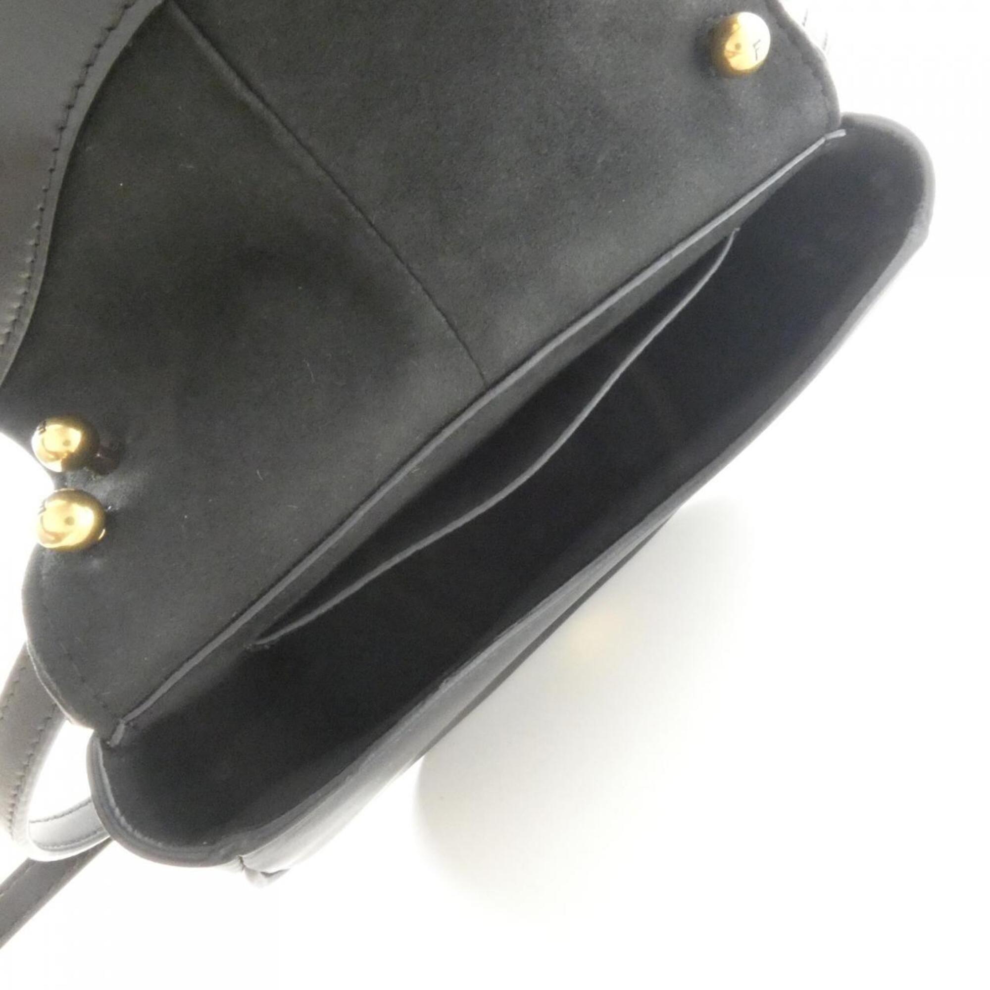 Fendi Gold Leather Shoulder Bag (Pre-Owned)