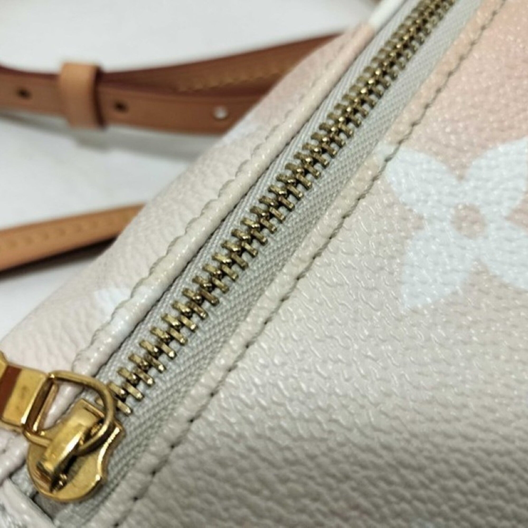 Louis Vuitton Gray Pink Pvc Leather Backpack (Pre-Owned)