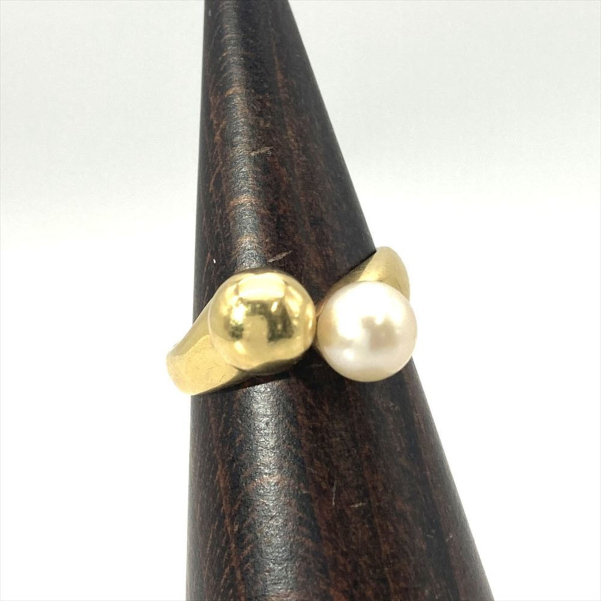 Christian Dior Yellow Gold (18K) Band Ring (Pre-Owned)