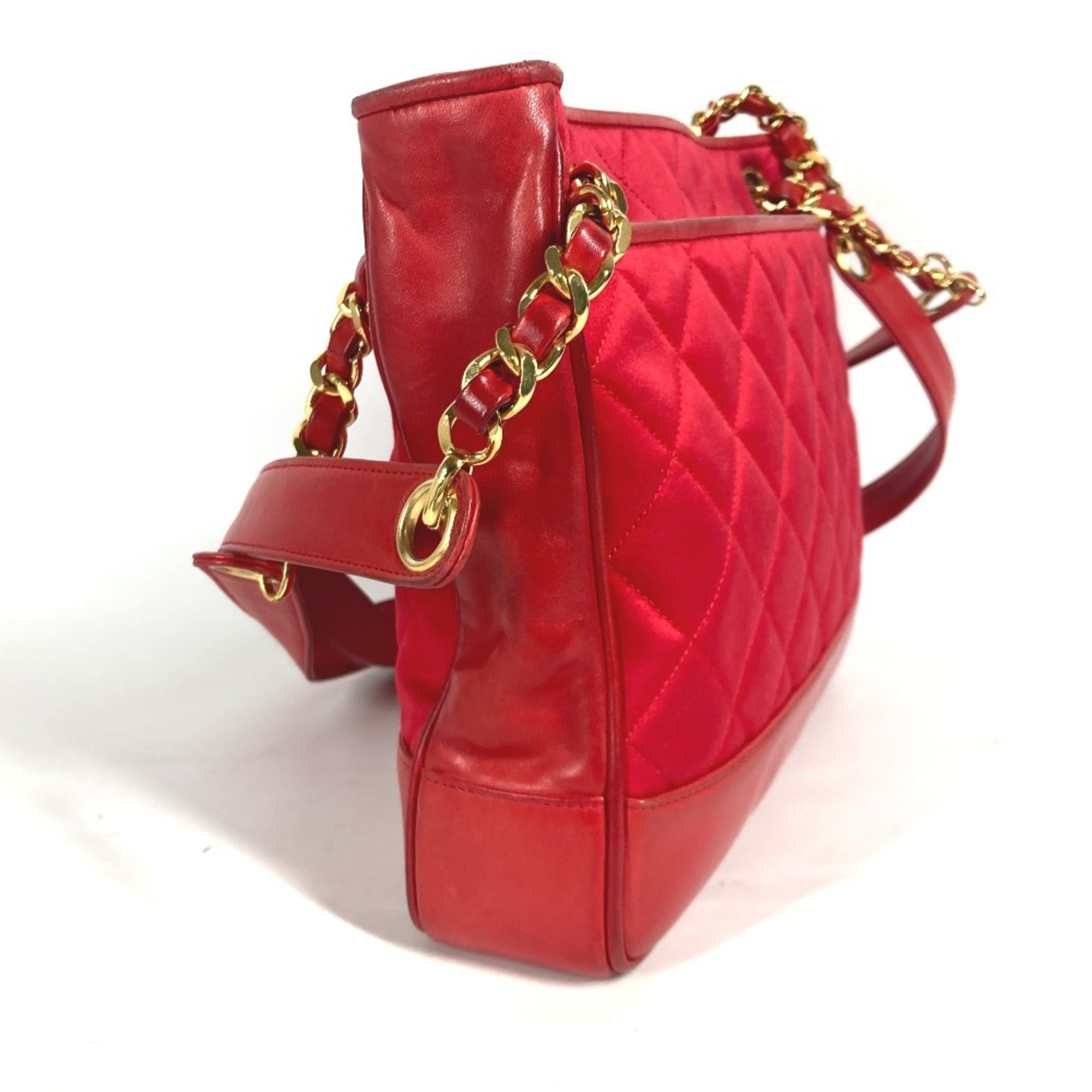 Chanel Red Color Satin Leather Shoulder Bag Tote Bag (Pre-Owned)
