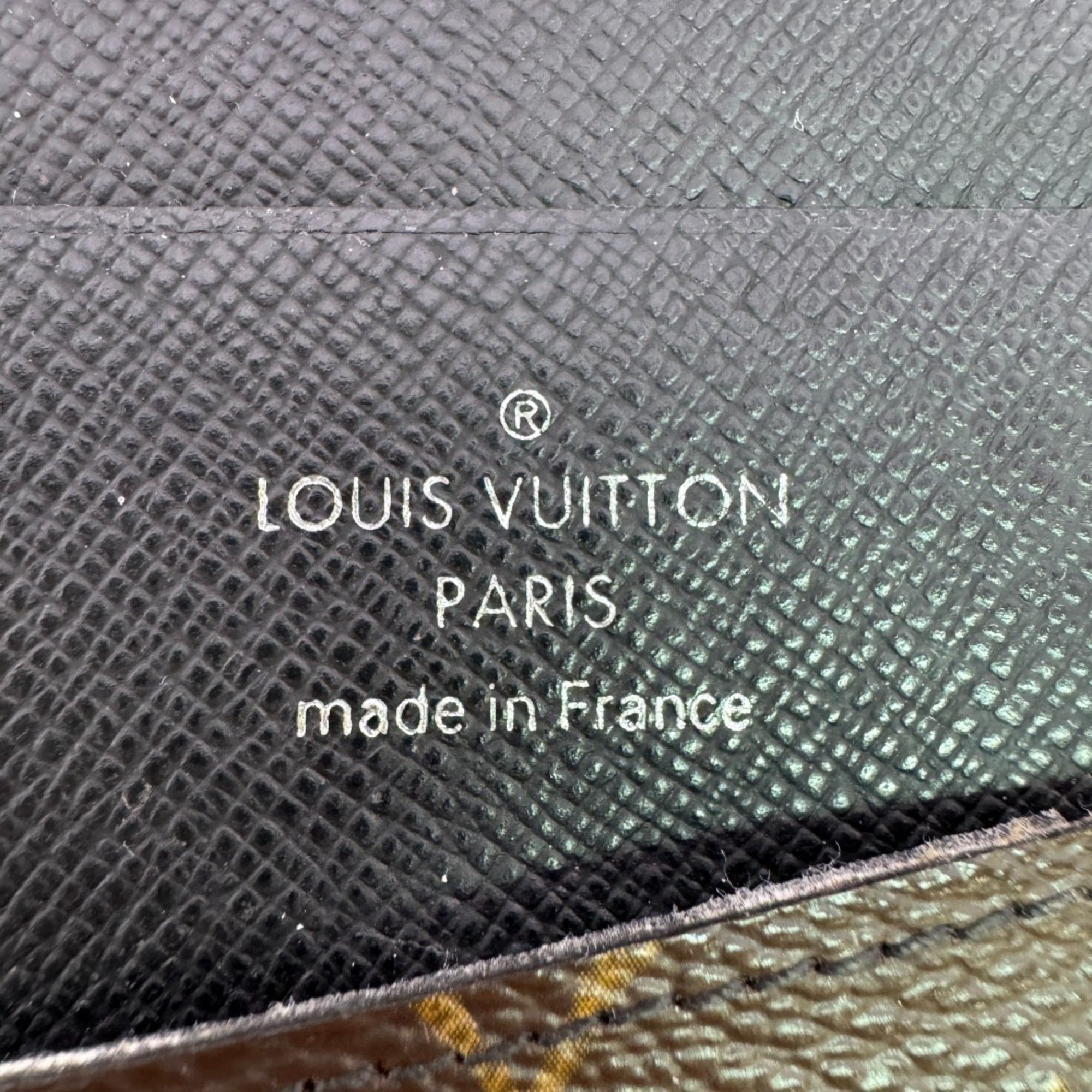 Louis Vuitton Black Leather Long Wallet (Bi-Fold) (Pre-Owned)