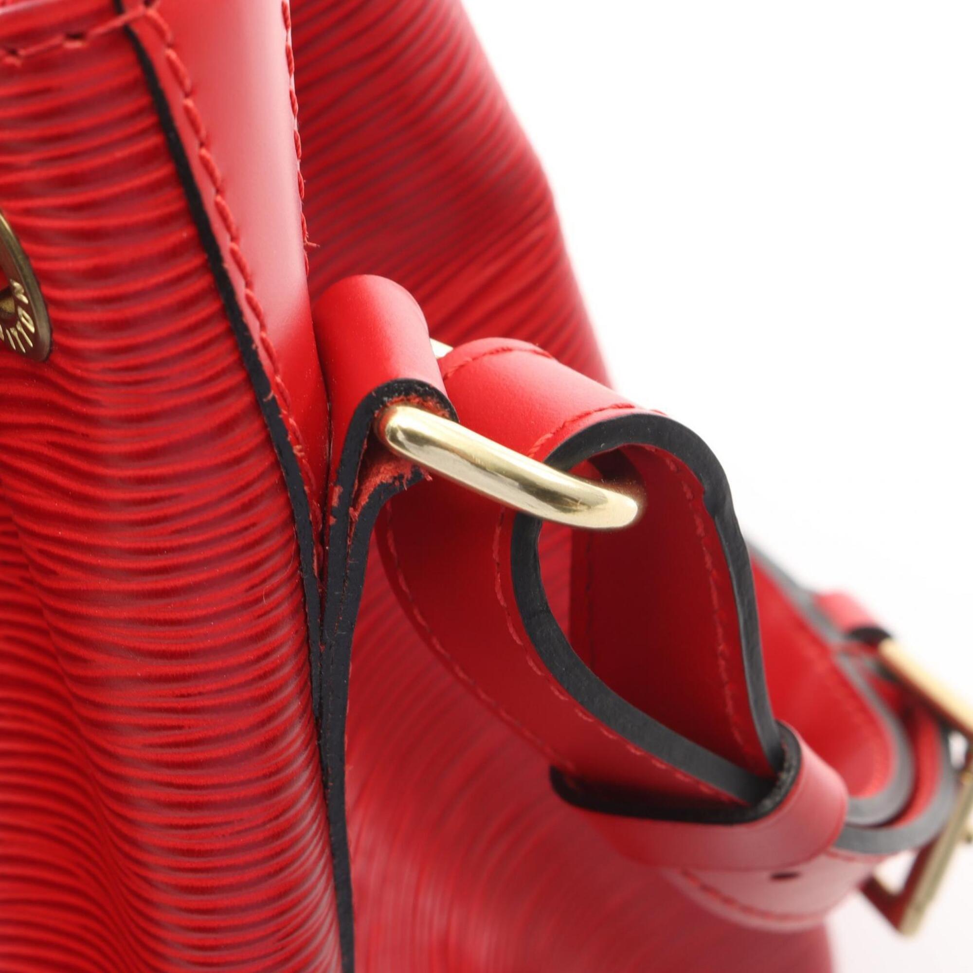 Louis Vuitton Red Color Leather Handbag Shoulder Bag (Pre-Owned)