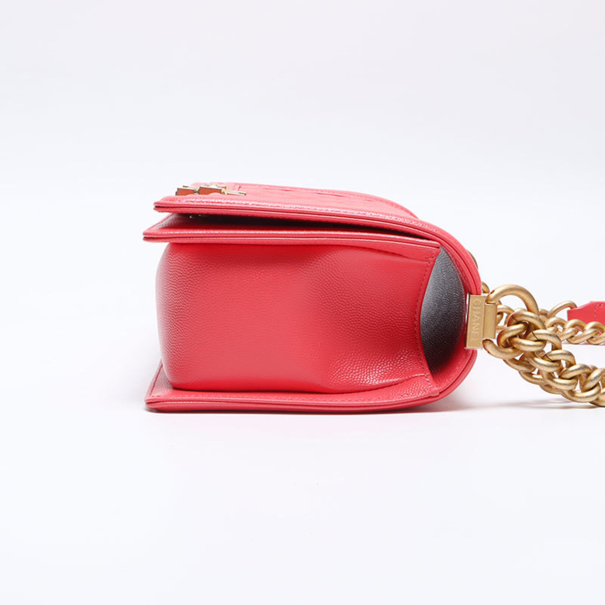 Chanel Pink Shoulder Bag (Pre-Owned)