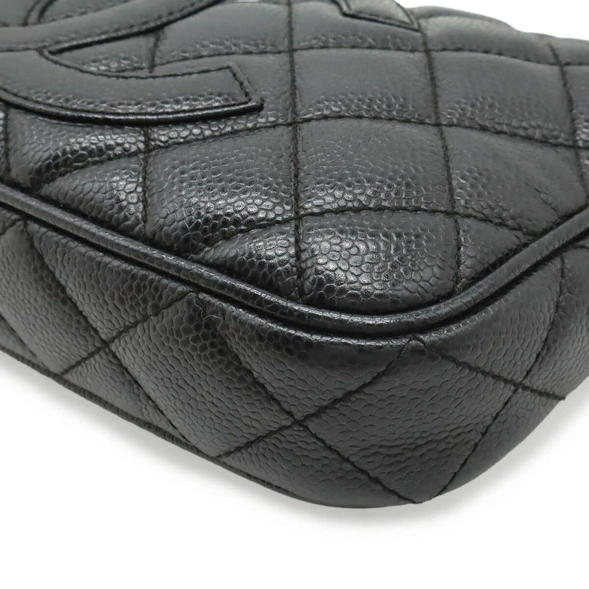 Chanel Matelasse Black Grained Calfskin Shoulder Bag (Pre-Owned)