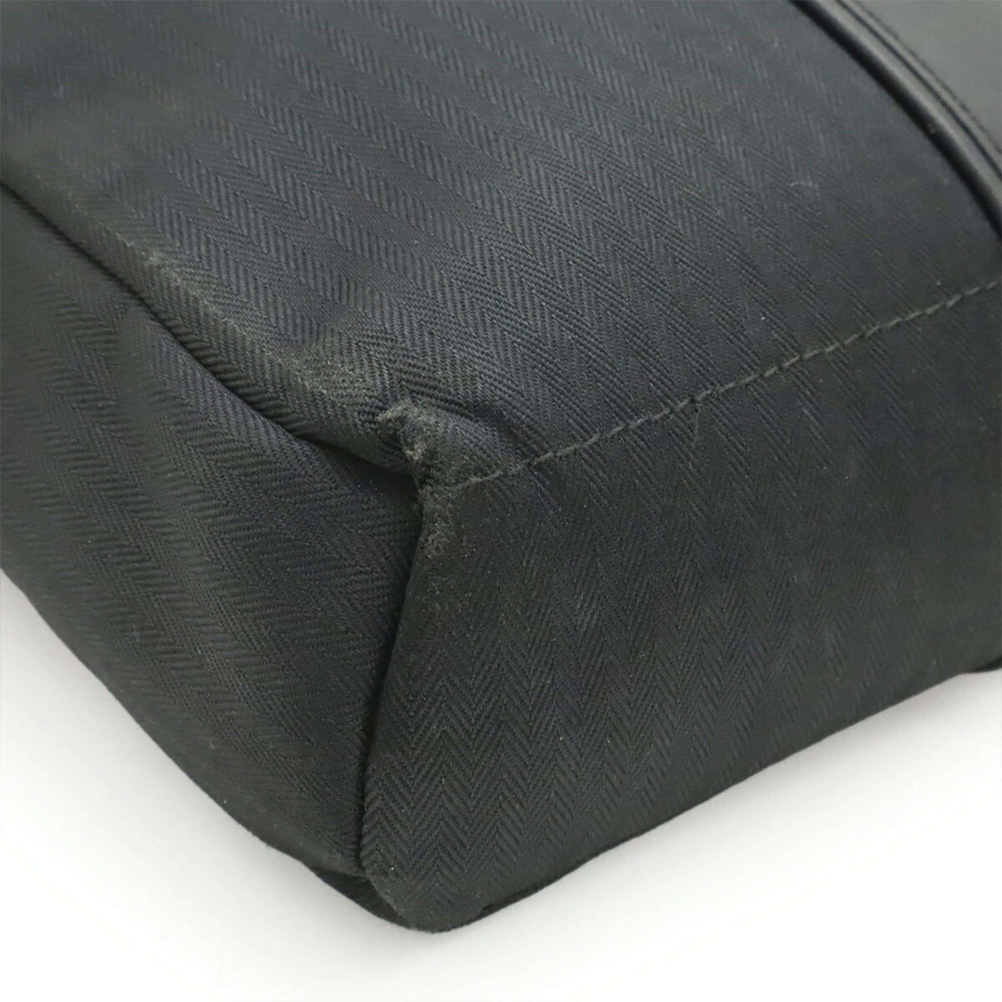 Hermes Acapulco Black Toile Chevron Leather Pochette Shoulder Bag (Pre-Owned)