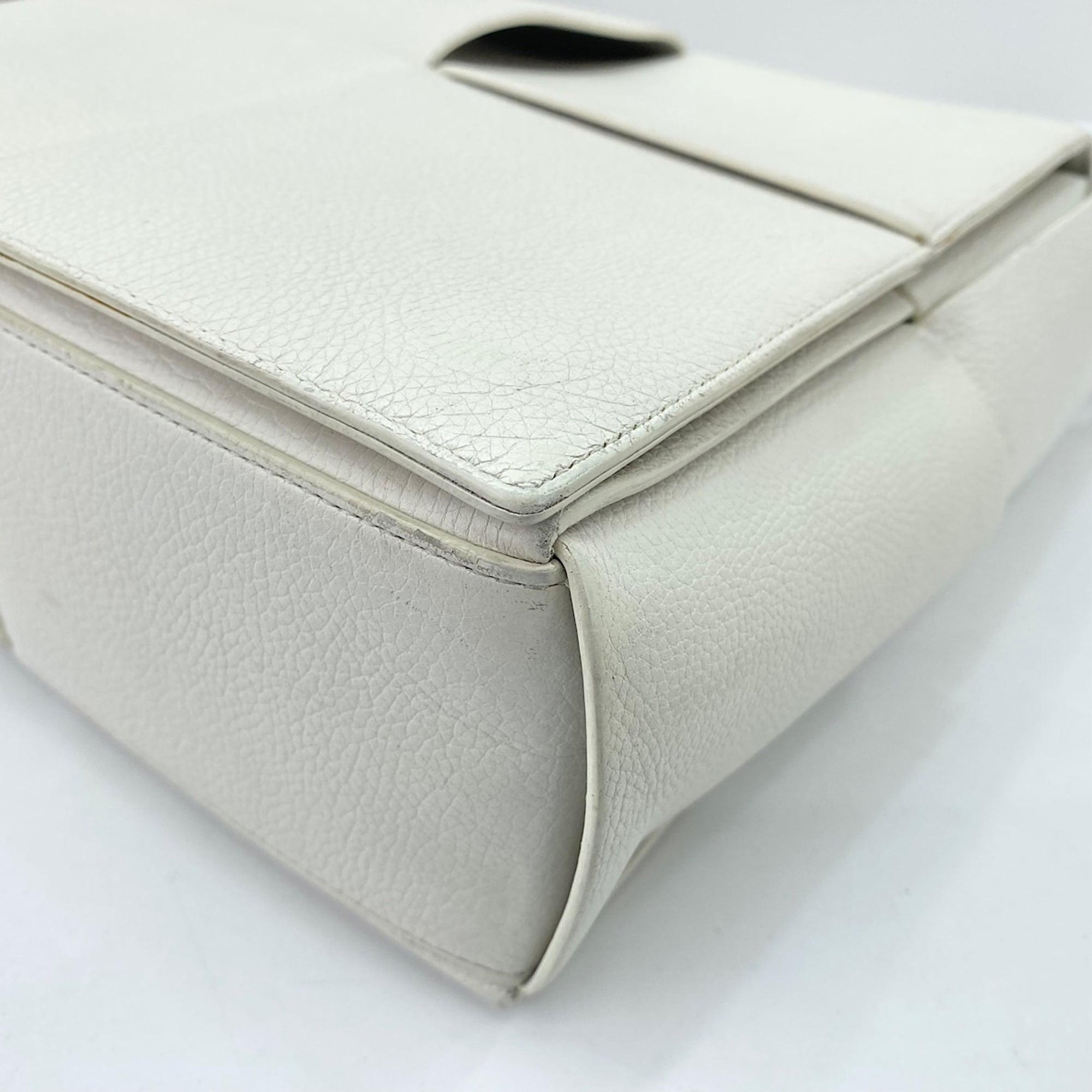 Bottega Veneta Clear White Intrecciato Shoulder Bag (Pre-Owned)