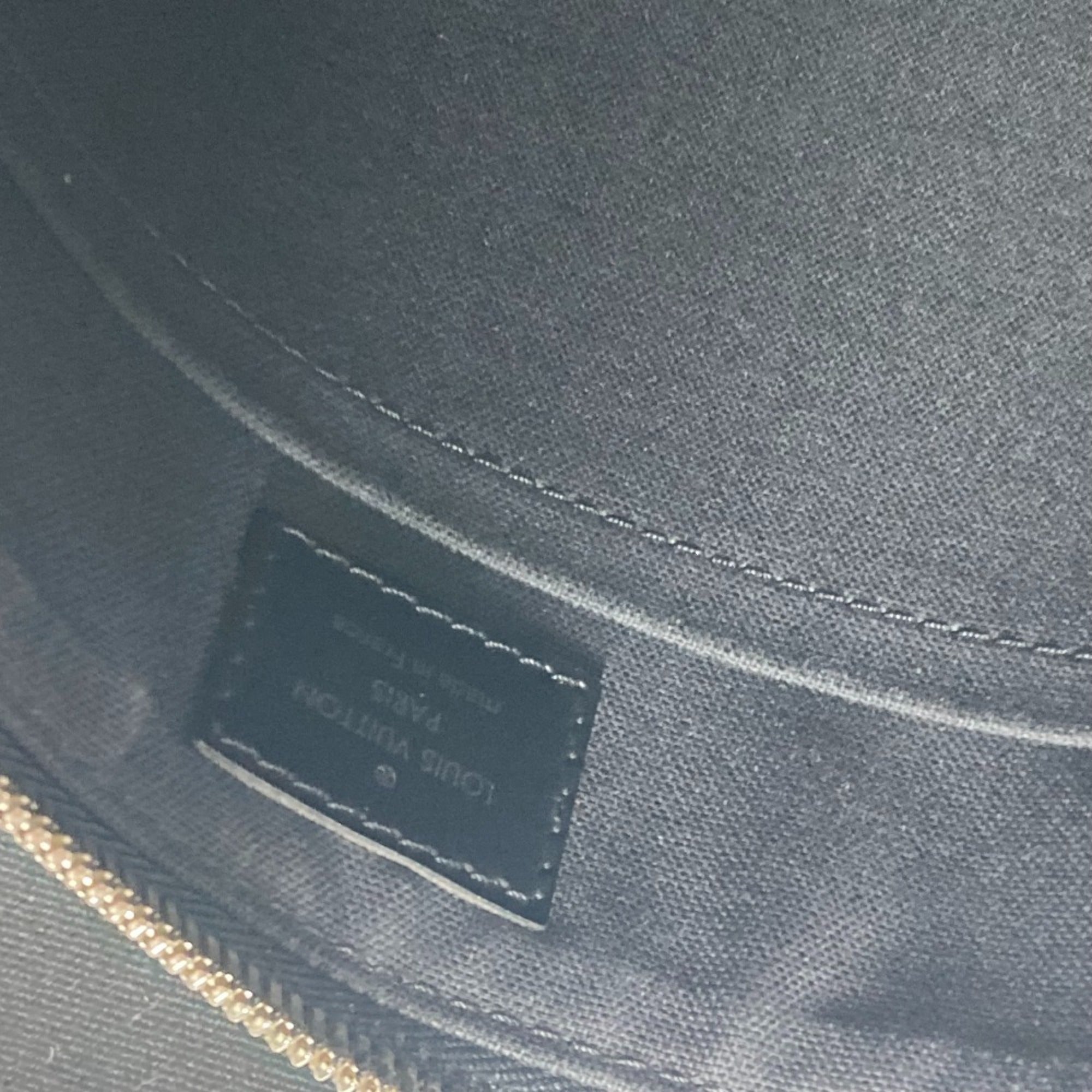 Louis Vuitton Black Damier Graphite Shoulder Bag (Pre-Owned)