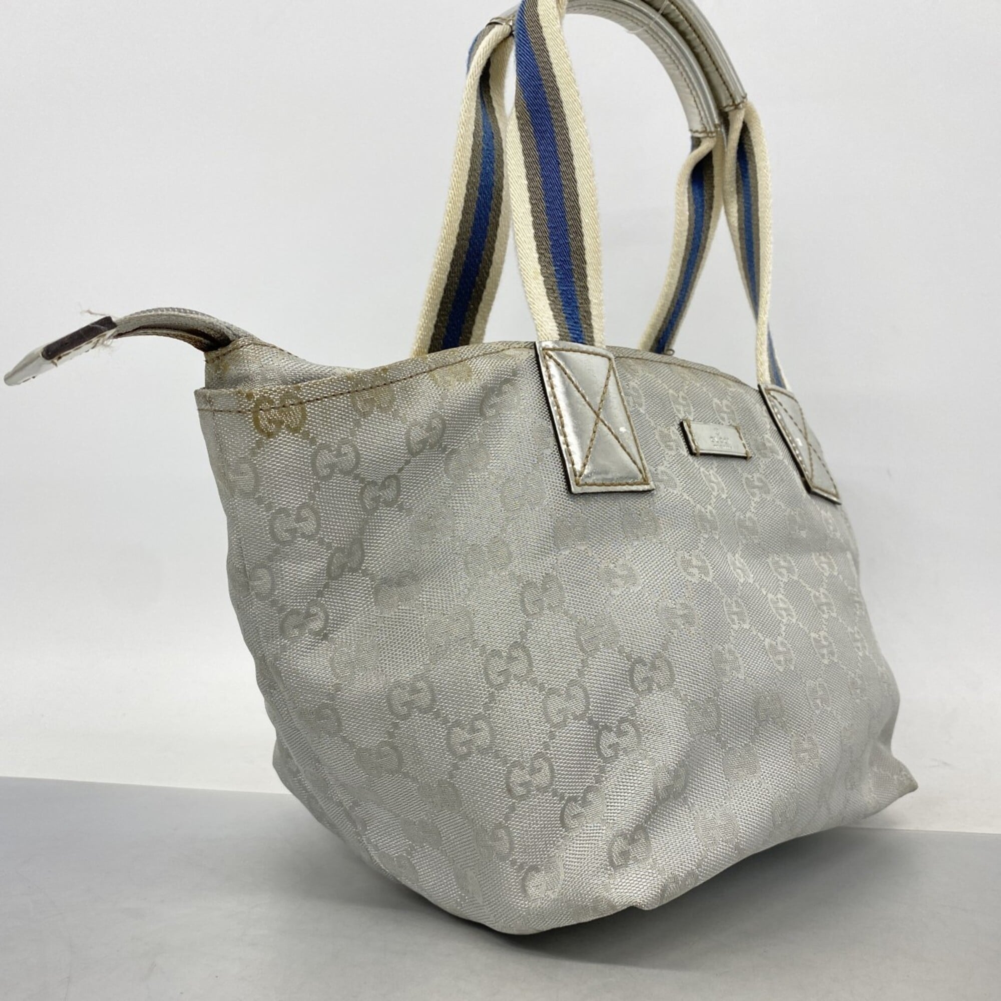 Gucci Silver Nylon Canvas Handbag (Pre-Owned)