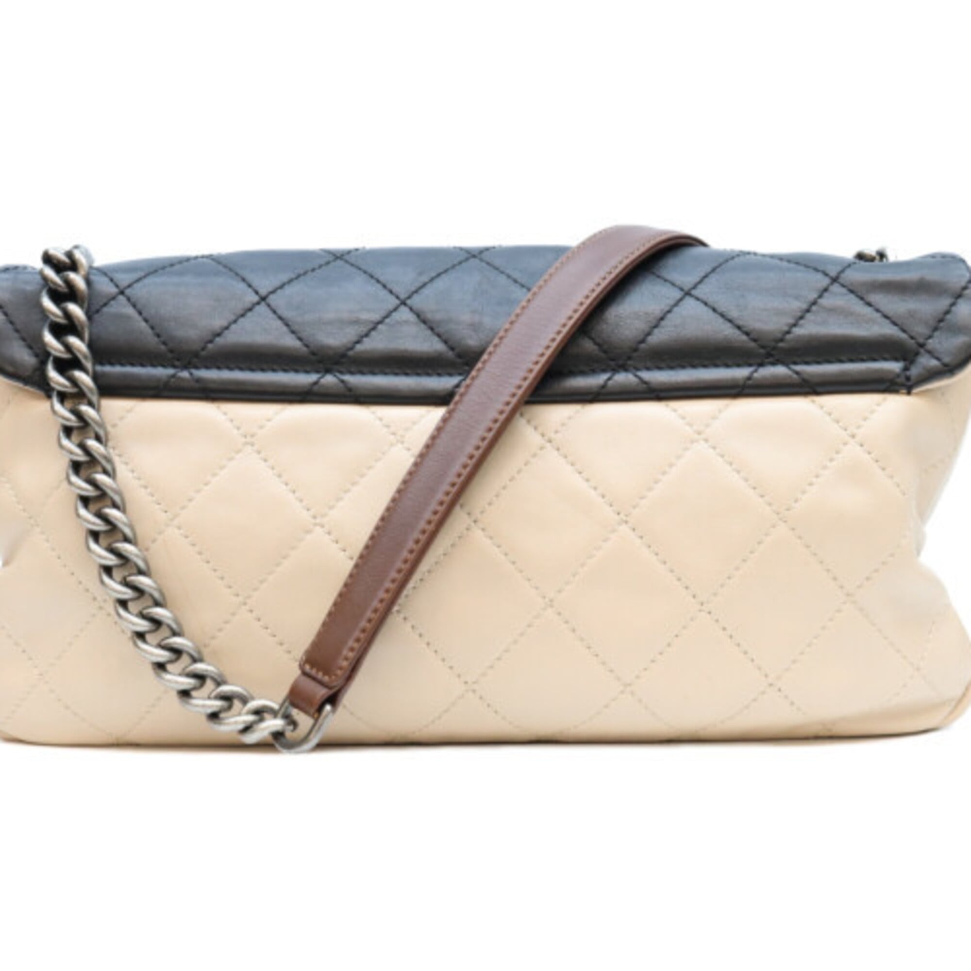Chanel Black Ivory Leather Shoulder Bag (Pre-Owned)