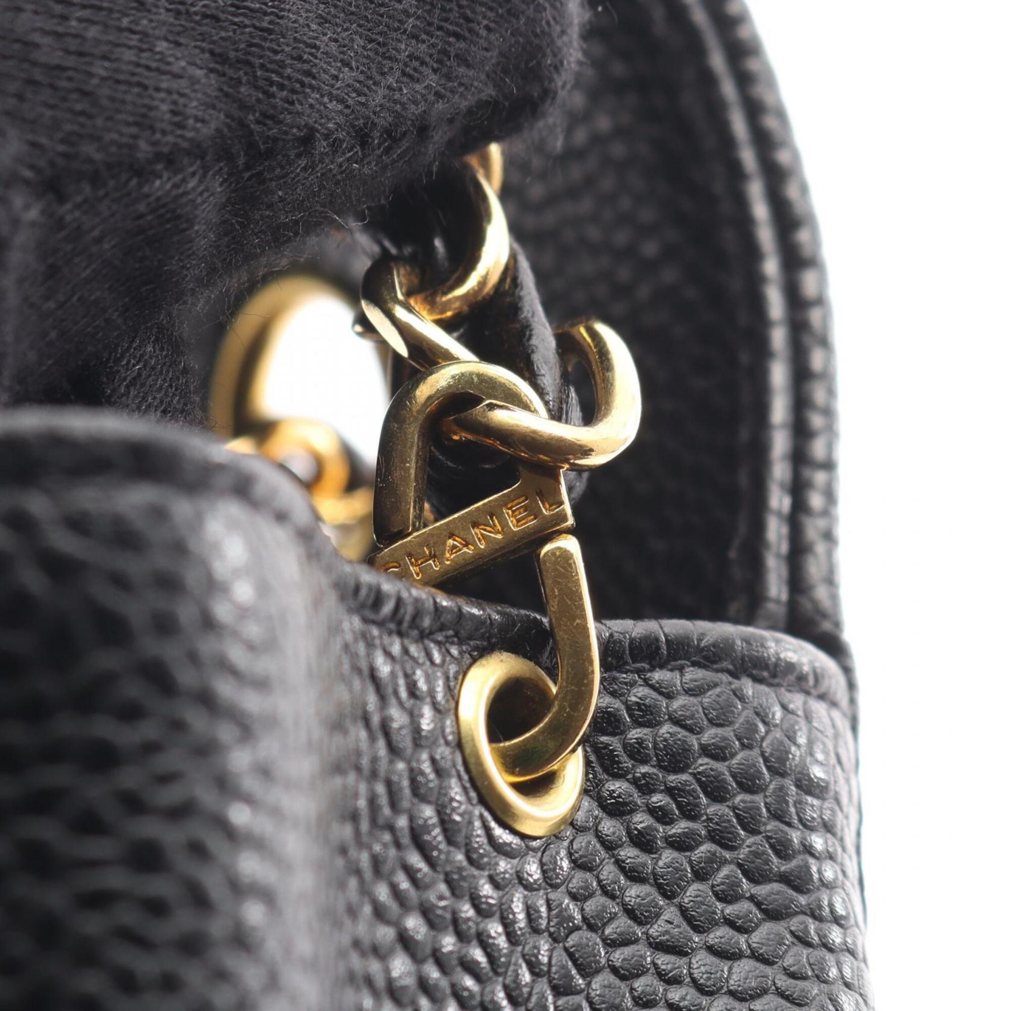 Chanel Black Grained Calfskin Shoulder Bag (Pre-Owned)