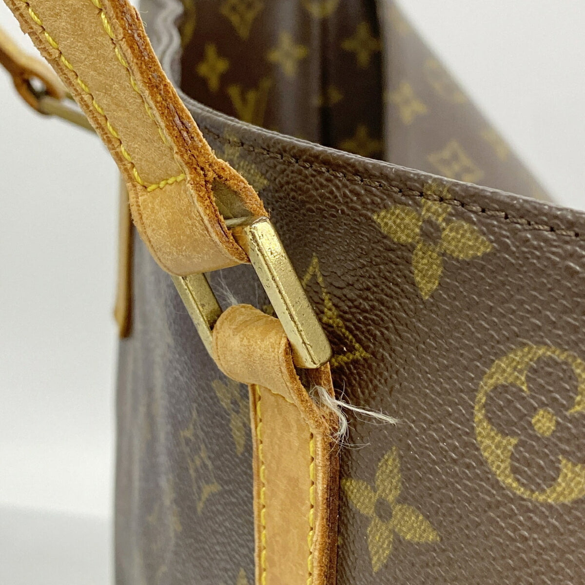 Louis Vuitton Brown Tote Bag (Pre-Owned)