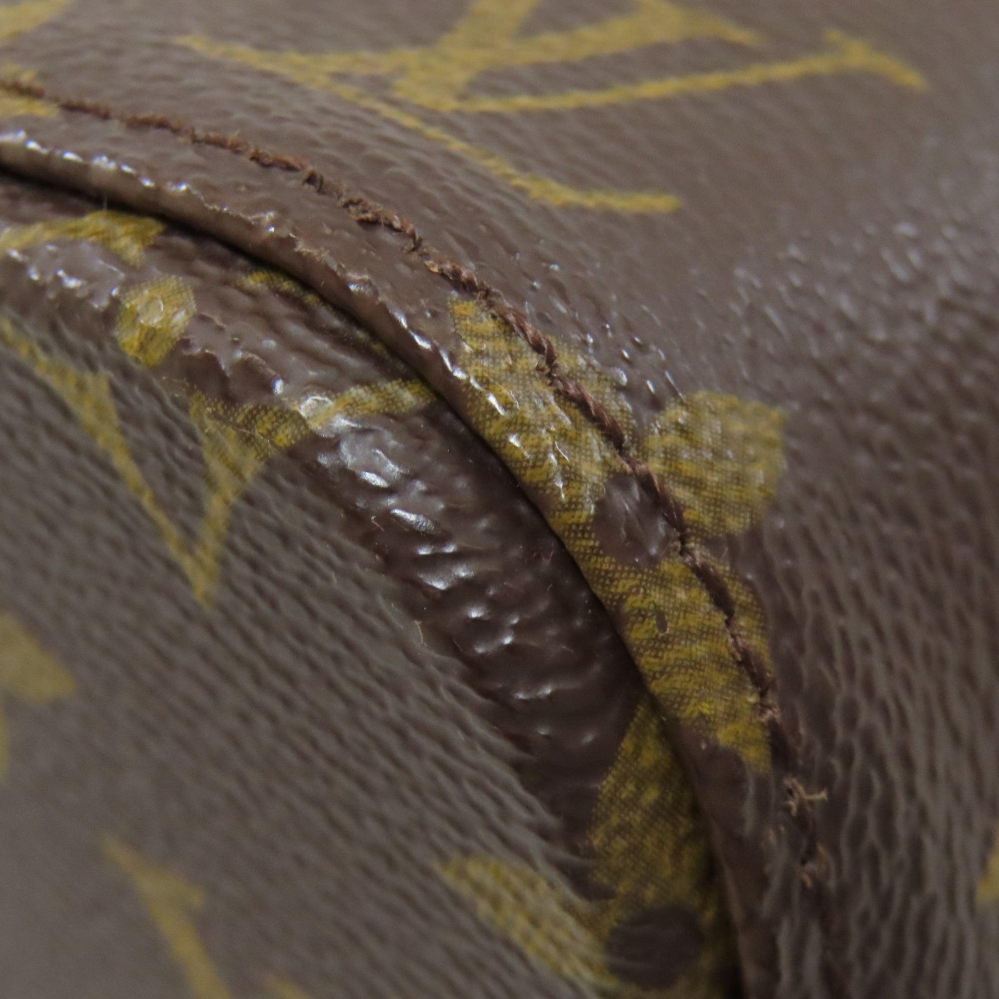 Louis Vuitton Brown Monogram Monogram Canvas Handbag (Pre-Owned)
