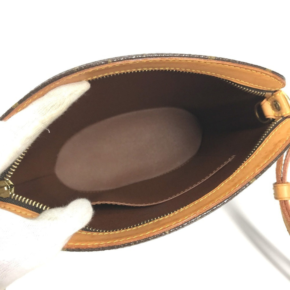 Louis Vuitton Brown Monogram Handbag Pochette Shoulder Bag (Pre-Owned)