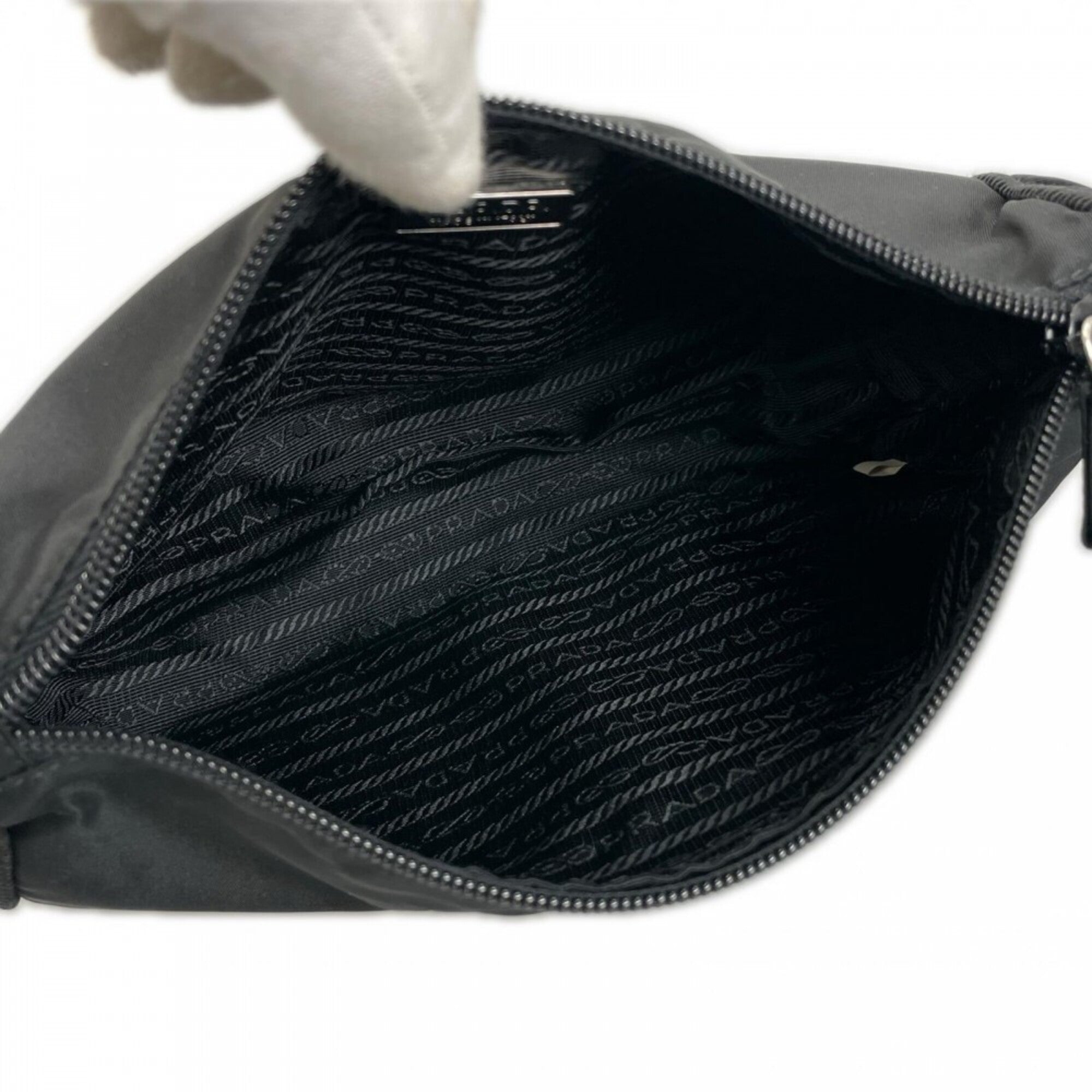 Prada Black Nylon Pouch (Pre-Owned)