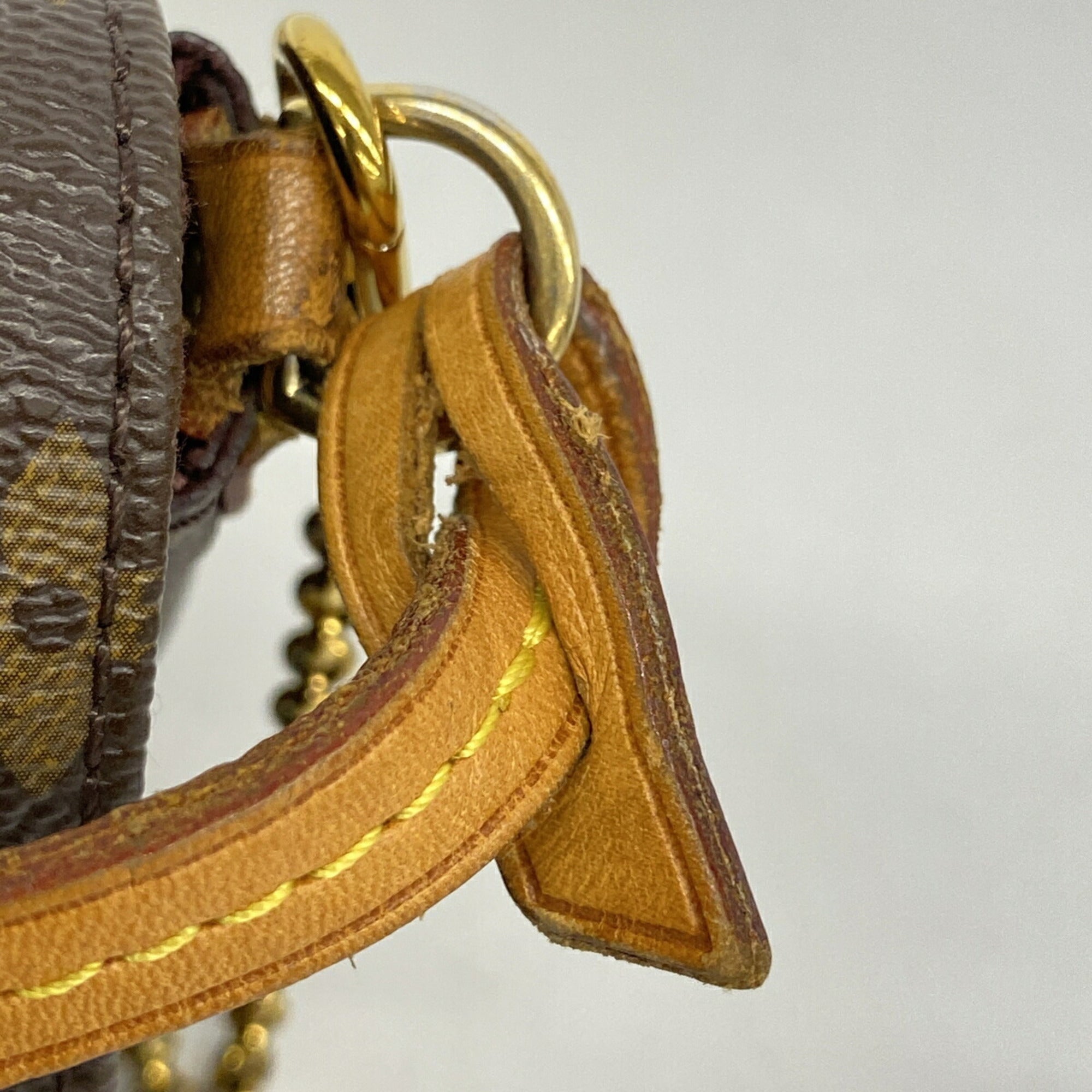 Louis Vuitton Brown Handbag (Pre-Owned)