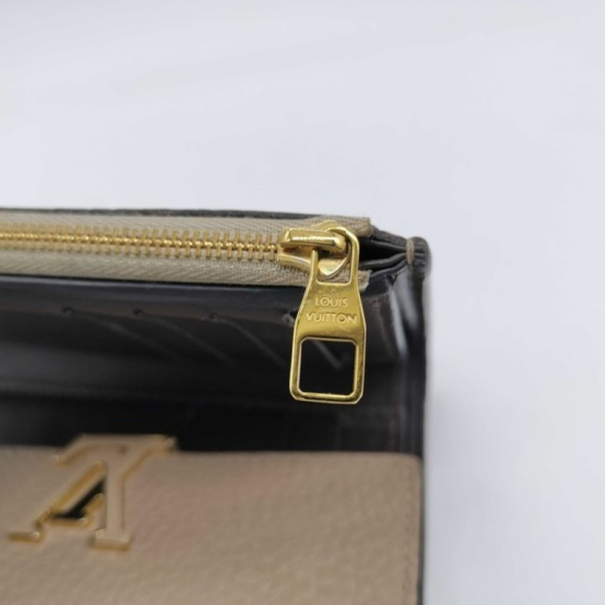 Louis Vuitton Beige Galle Wallet (Tri-Fold) (Pre-Owned)