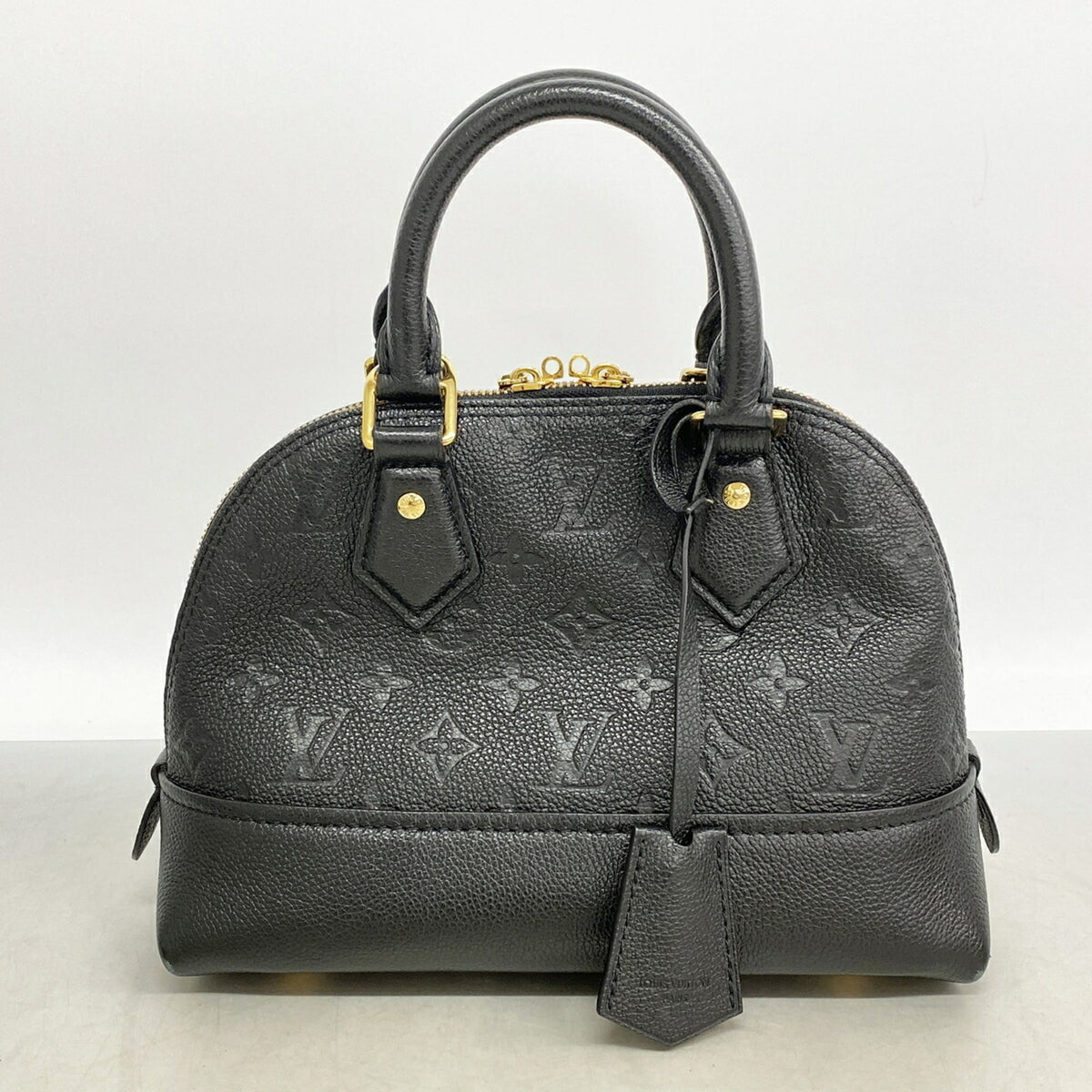 Louis Vuitton Noir Handbag (Pre-Owned)