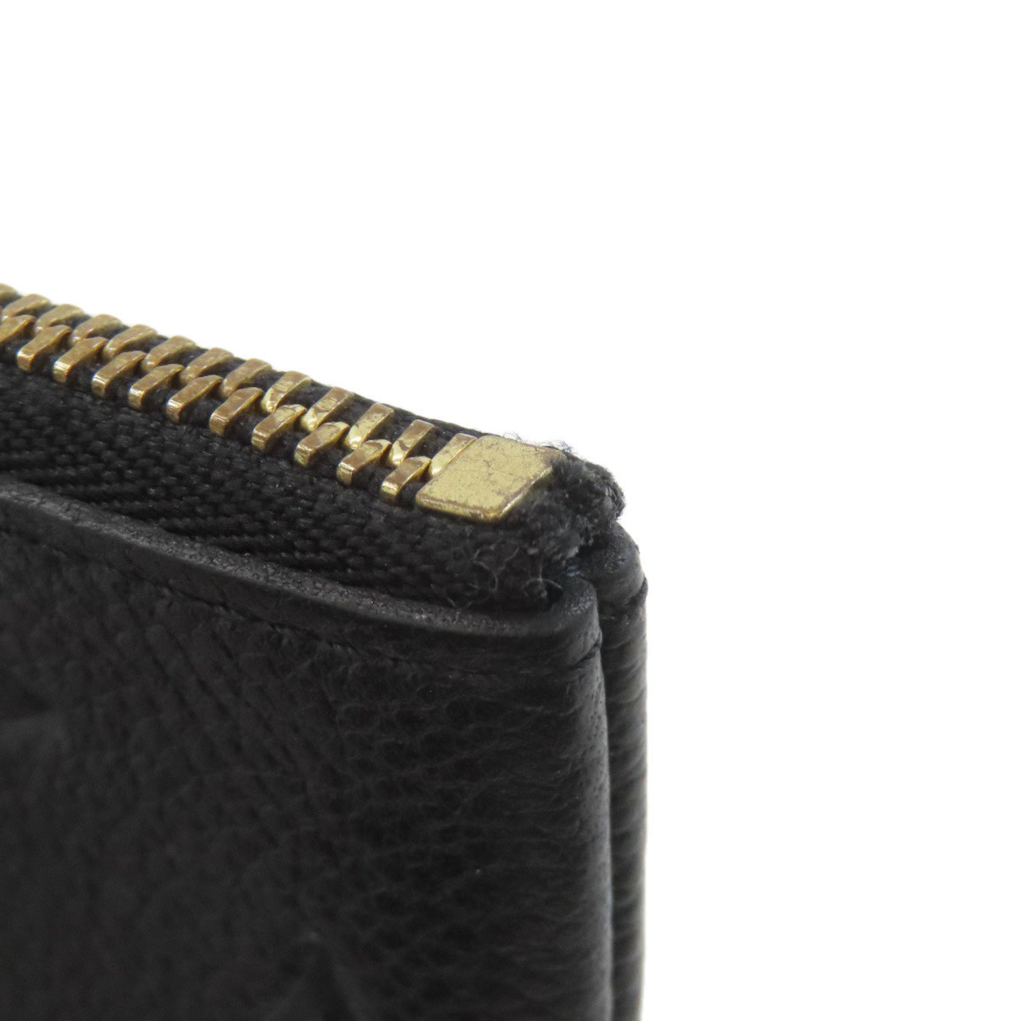 Louis Vuitton Black Pochette (Pre-Owned)