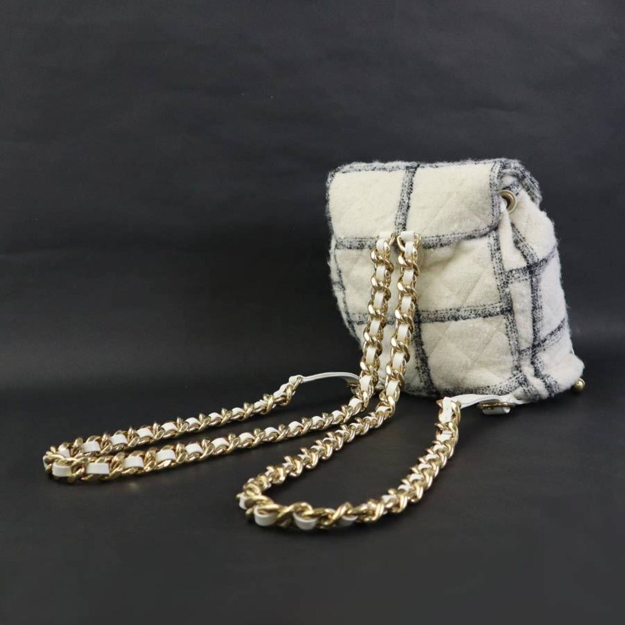 Chanel Black White Tweed Backpack (Pre-Owned)