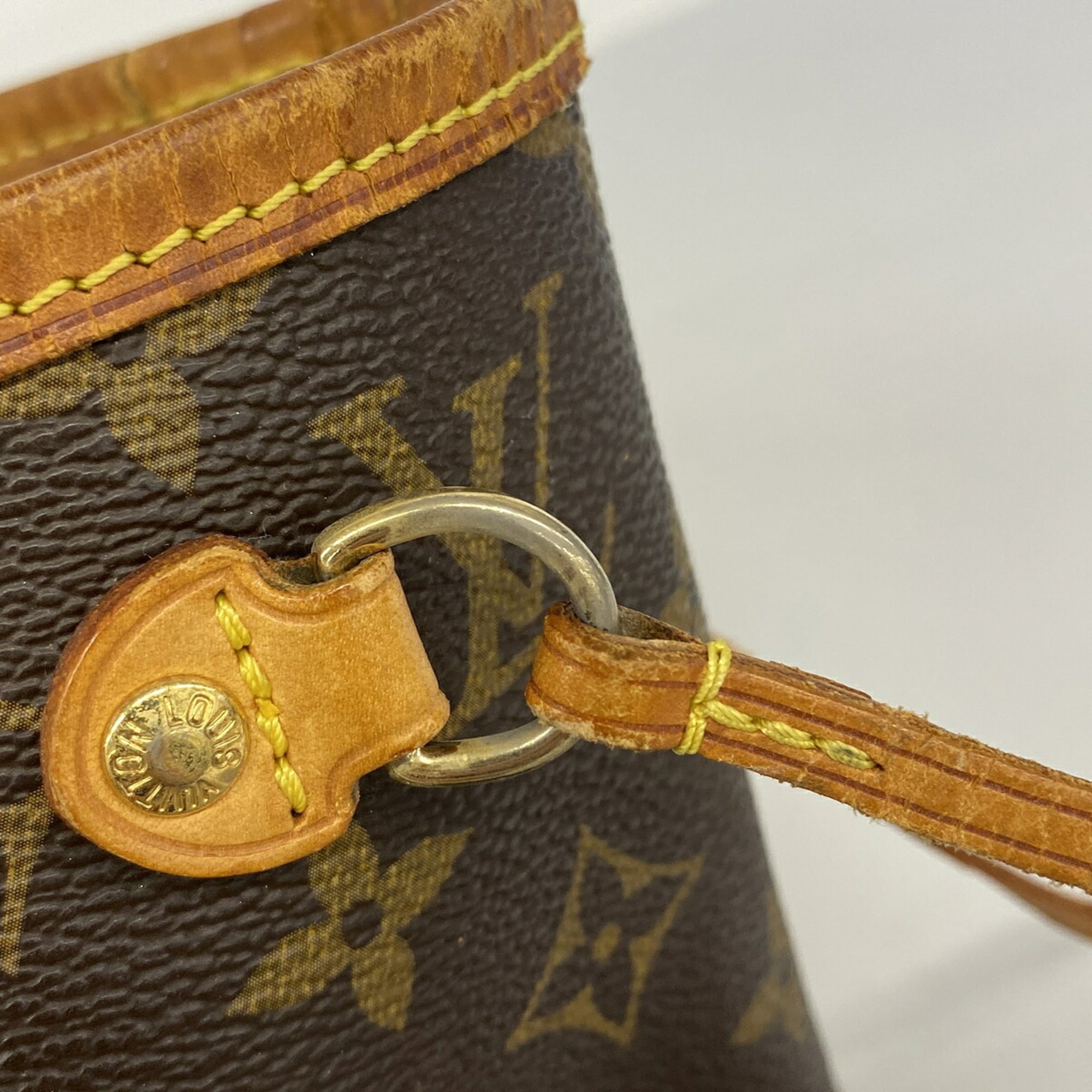 Louis Vuitton Brown Tote Bag (Pre-Owned)