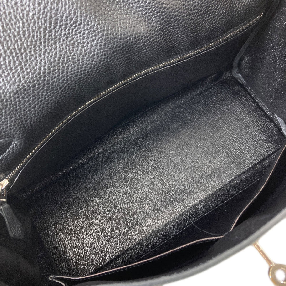 Hermes Kelly Black Togo Leather Handbag (Pre-Owned)