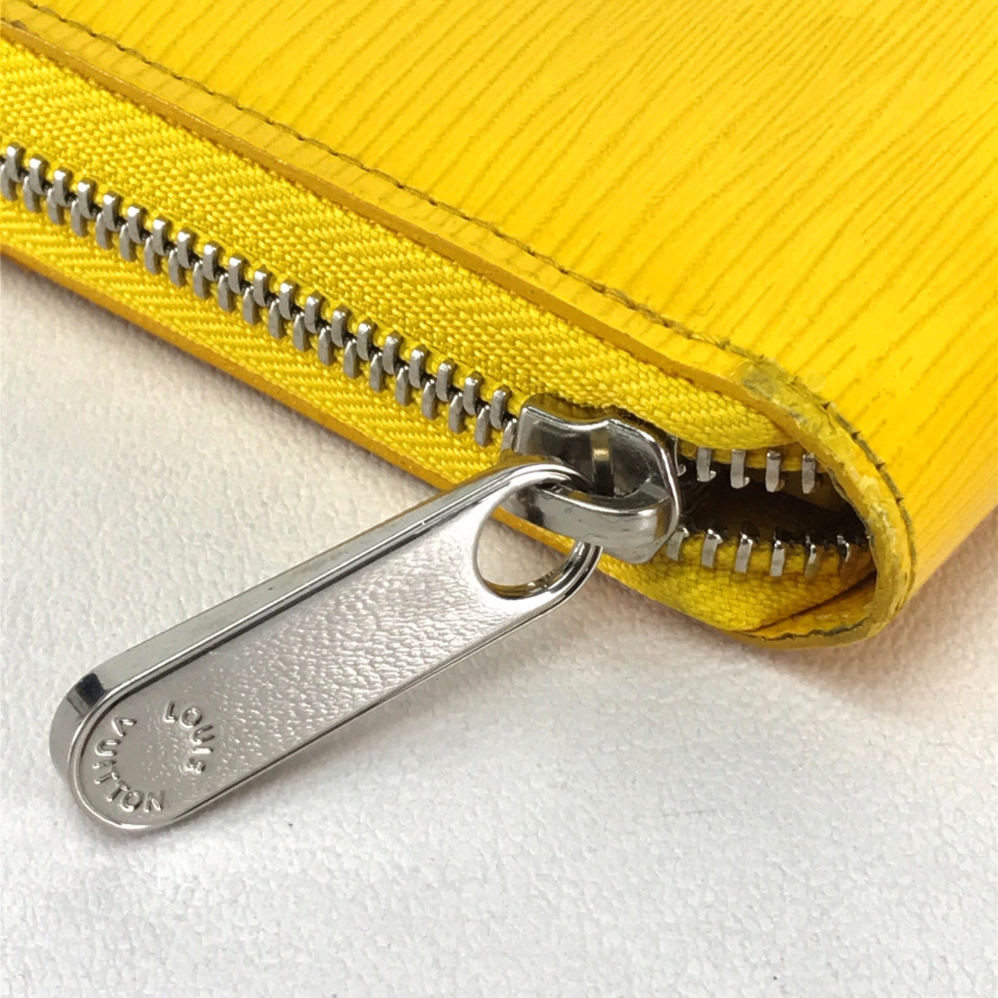 Louis Vuitton Yellow Leather Long Wallet (Bi-Fold) (Pre-Owned)